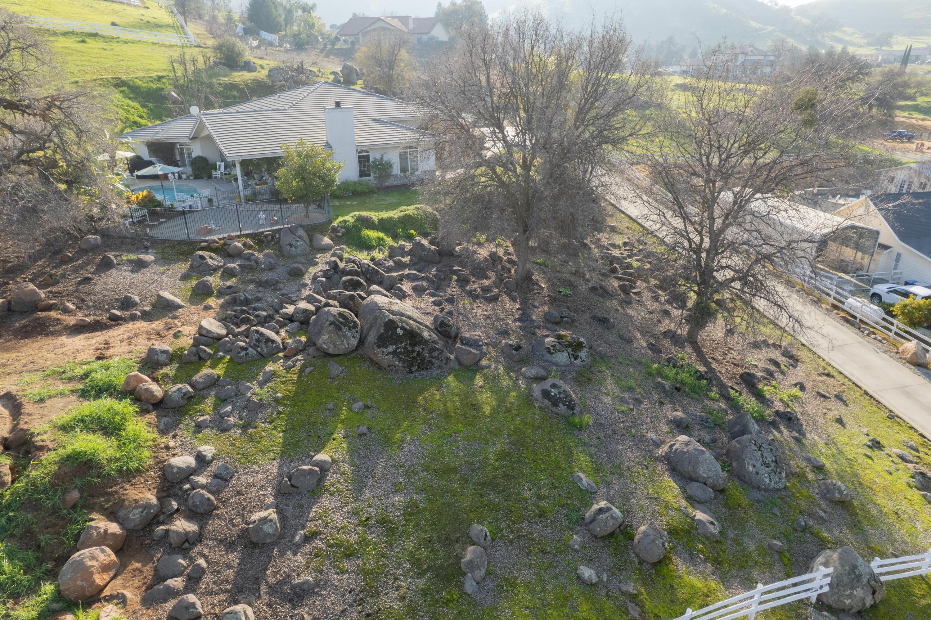 16404 Wardlaw, Springville, CA 93265