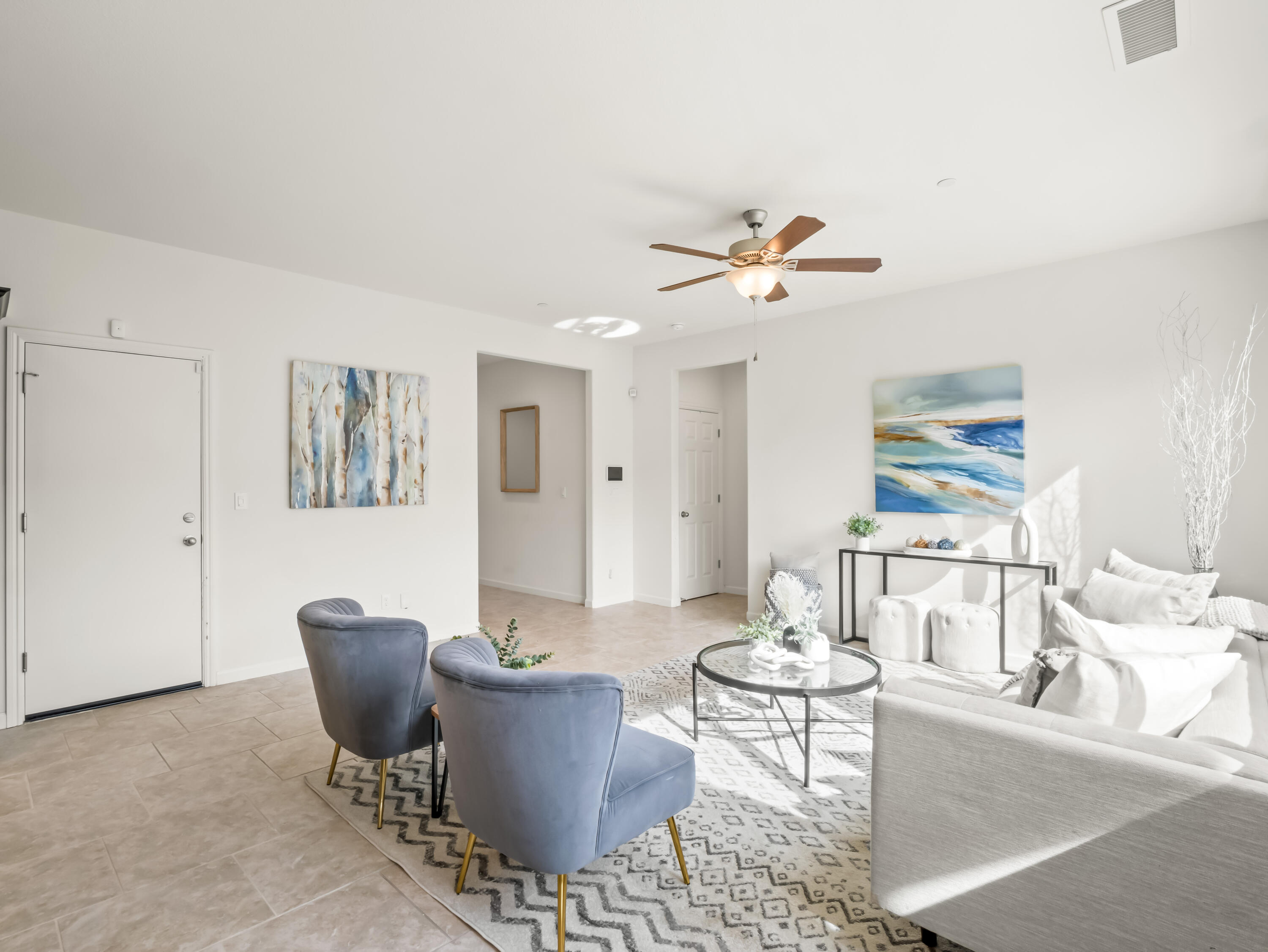 2318 Lombard Ln, Clovis, CA 93611