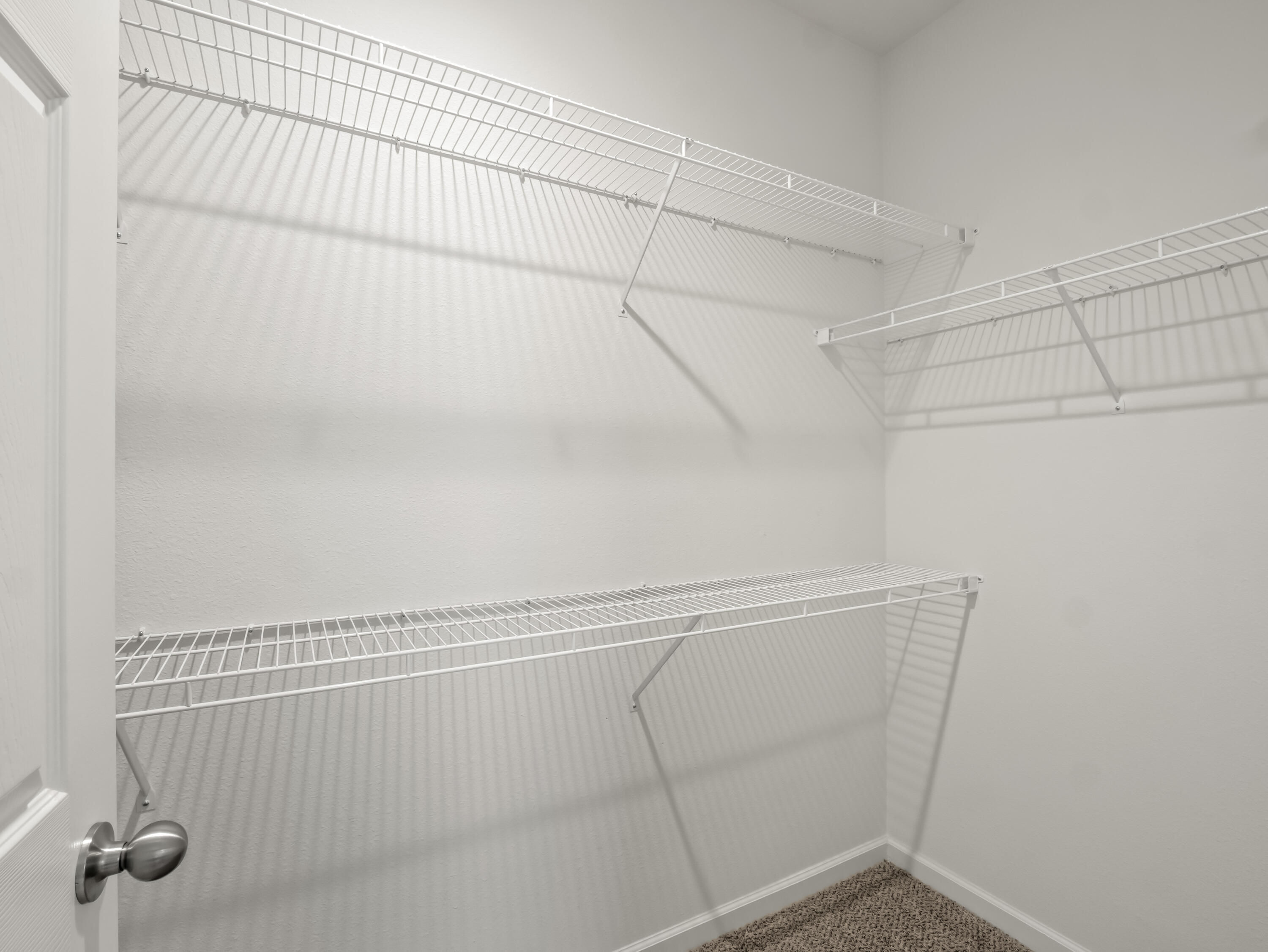 2318 Lombard Ln, Clovis, CA 93611