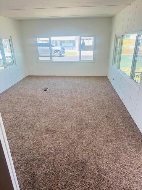 314 N Albert Ave #39, Exeter, CA 93221