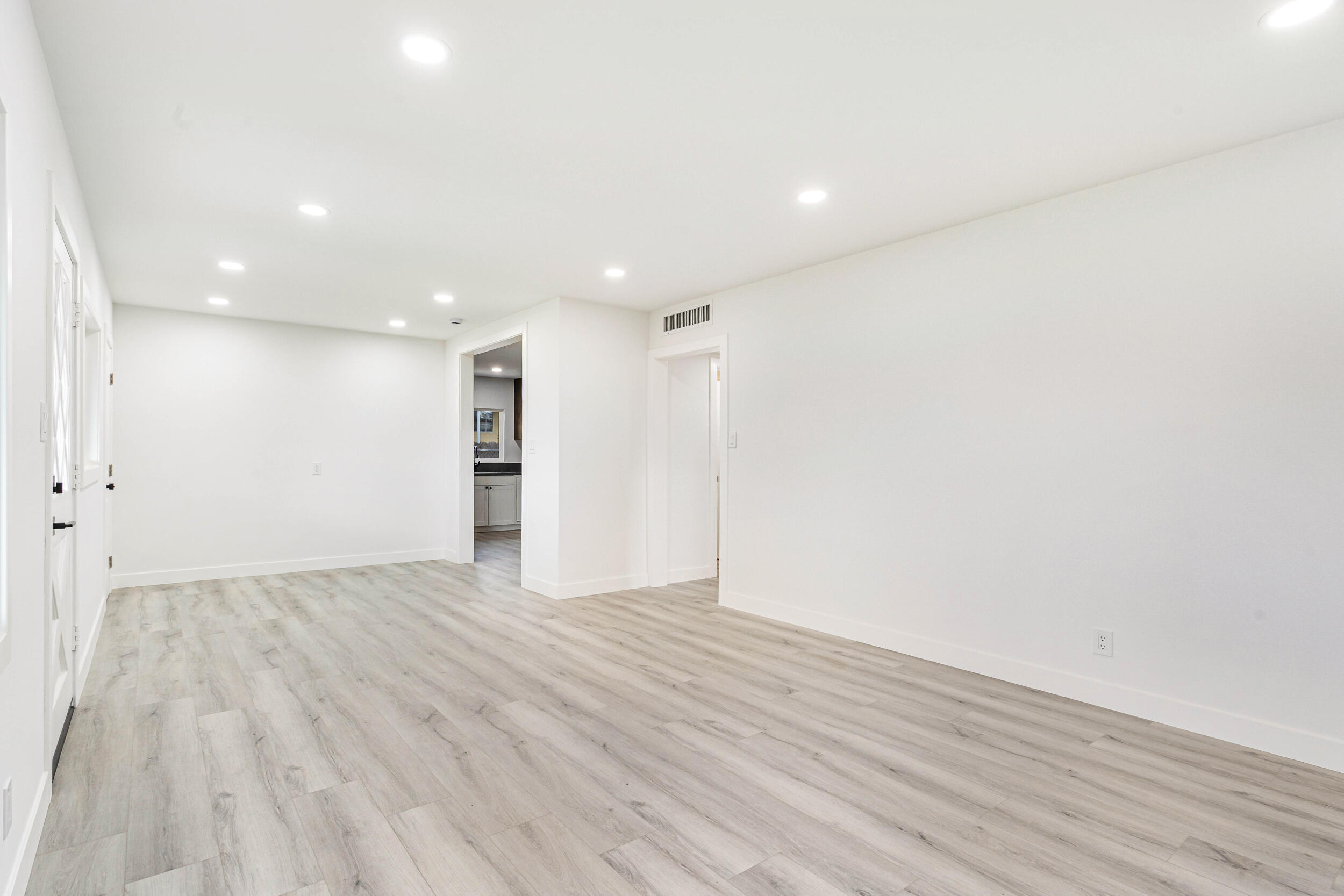 2317 Lynwood St, Bakersfield, CA 93306