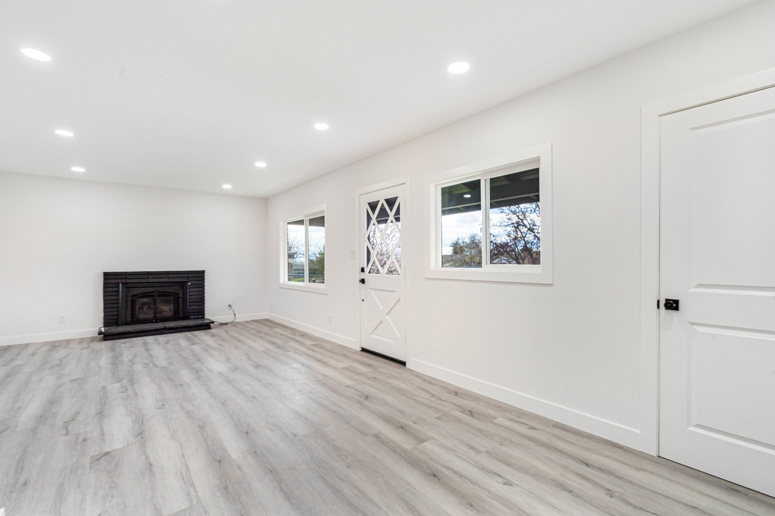 2317 Lynwood St, Bakersfield, CA 93306