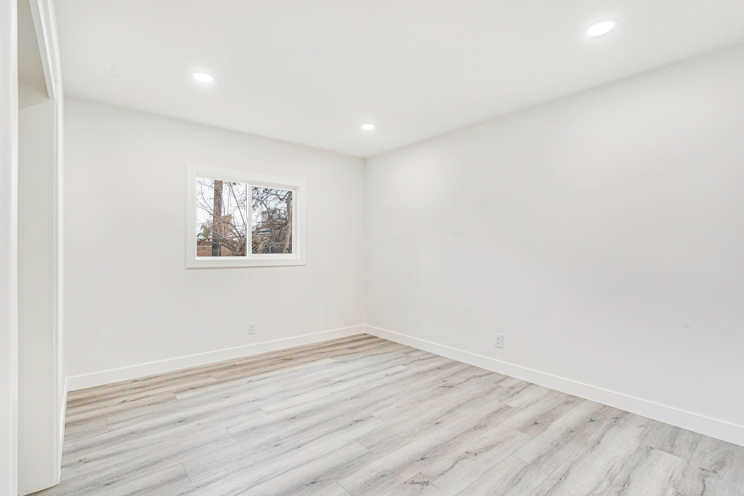 2317 Lynwood St, Bakersfield, CA 93306