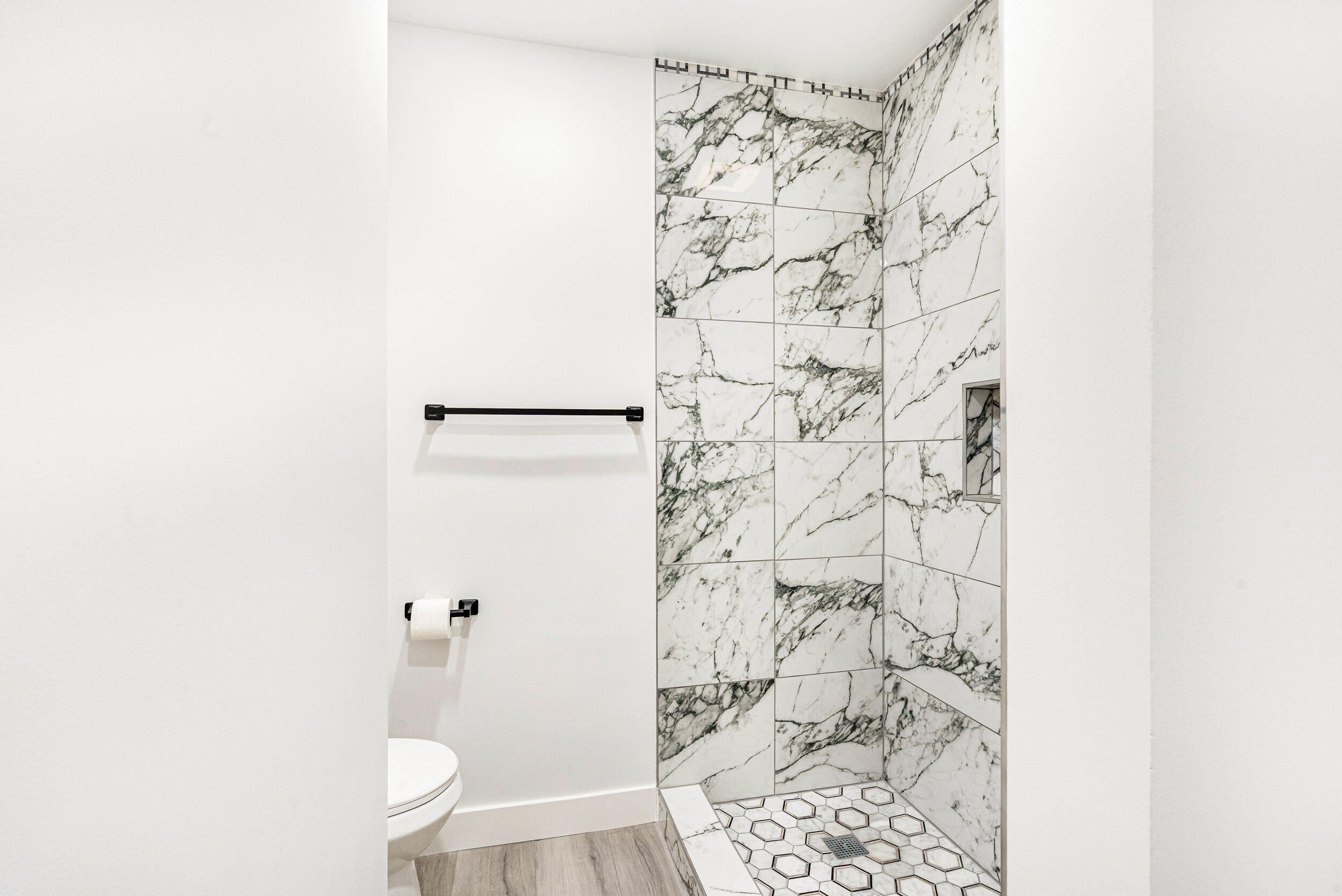 2317 Lynwood St, Bakersfield, CA 93306