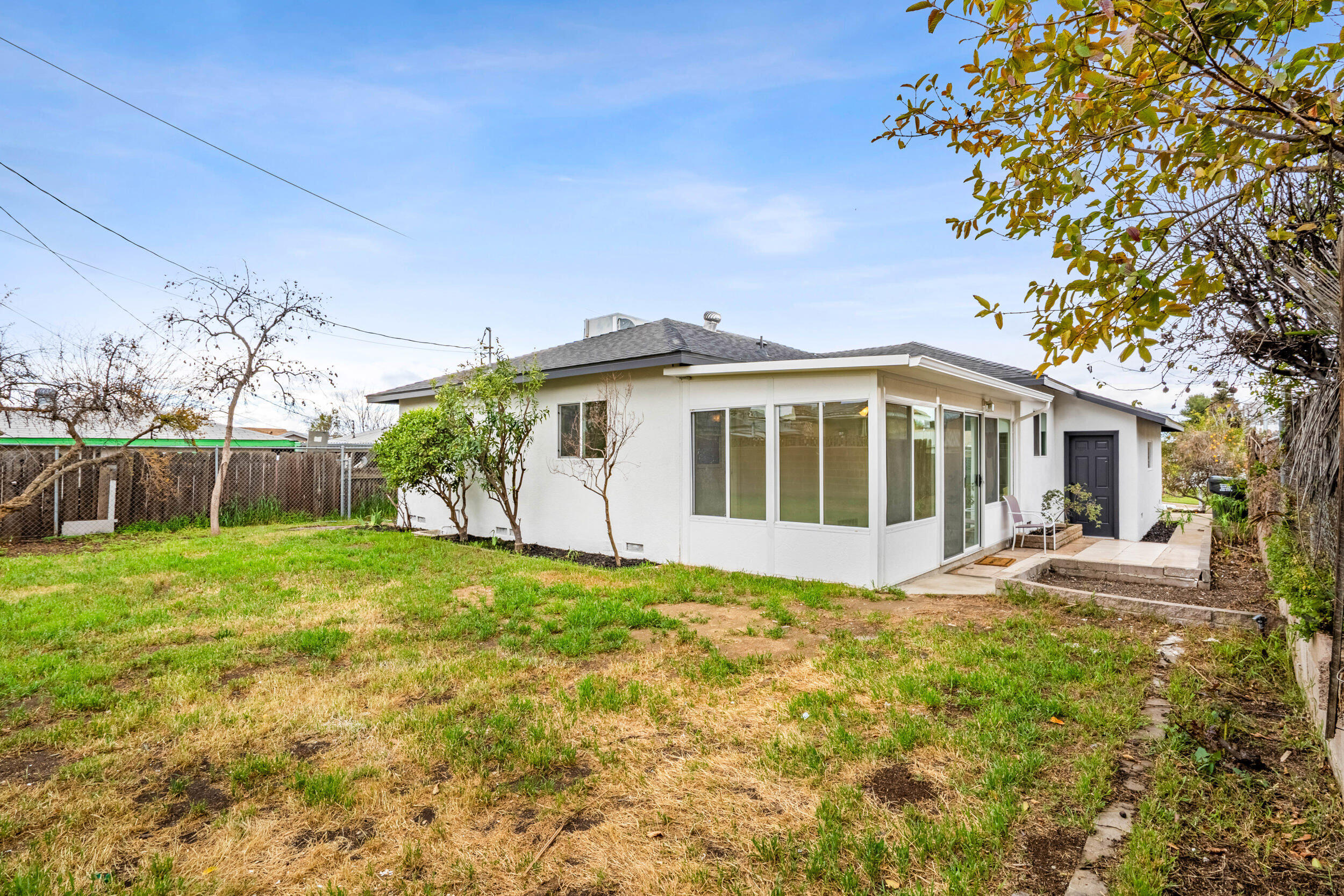 2317 Lynwood St, Bakersfield, CA 93306