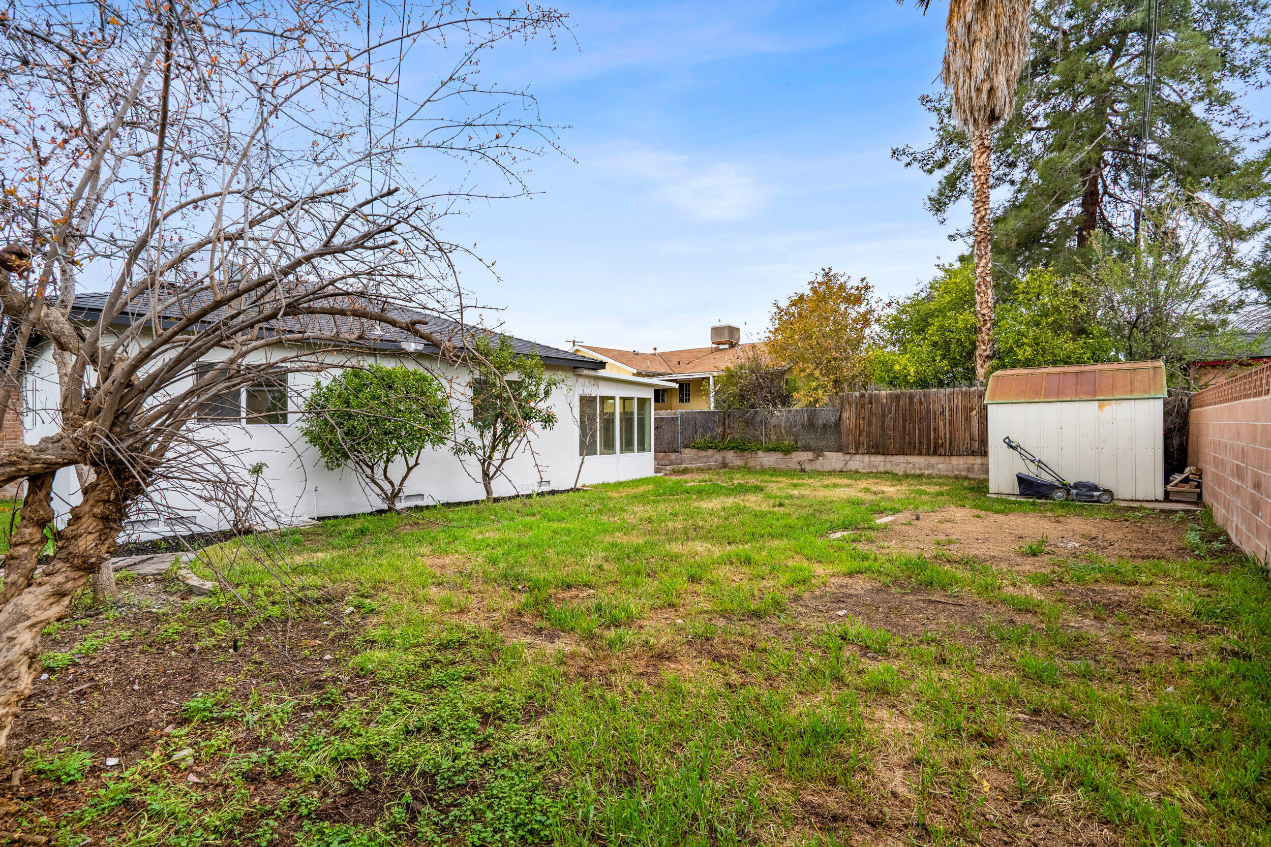 2317 Lynwood St, Bakersfield, CA 93306