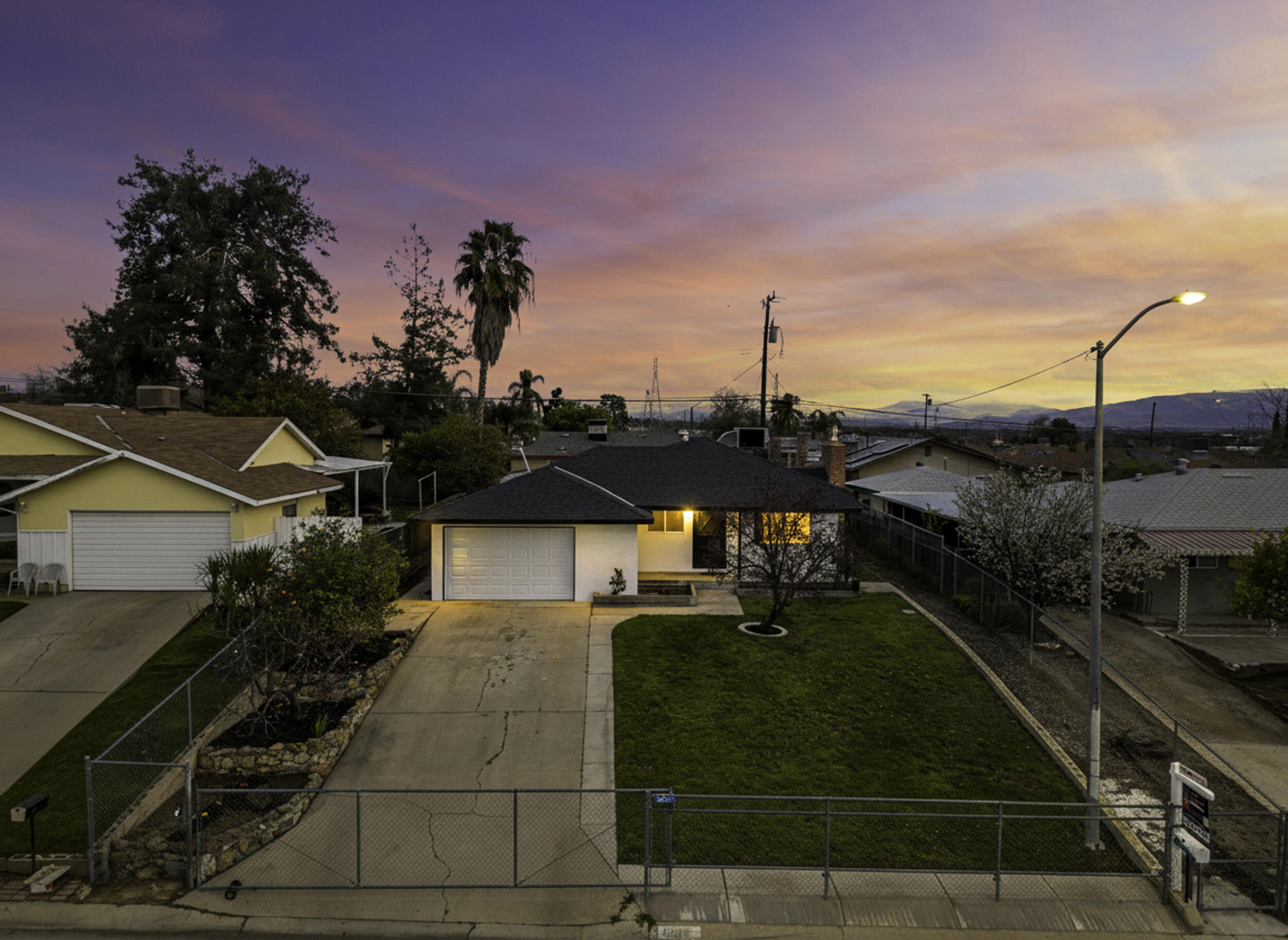 2317 Lynwood St, Bakersfield, CA 93306