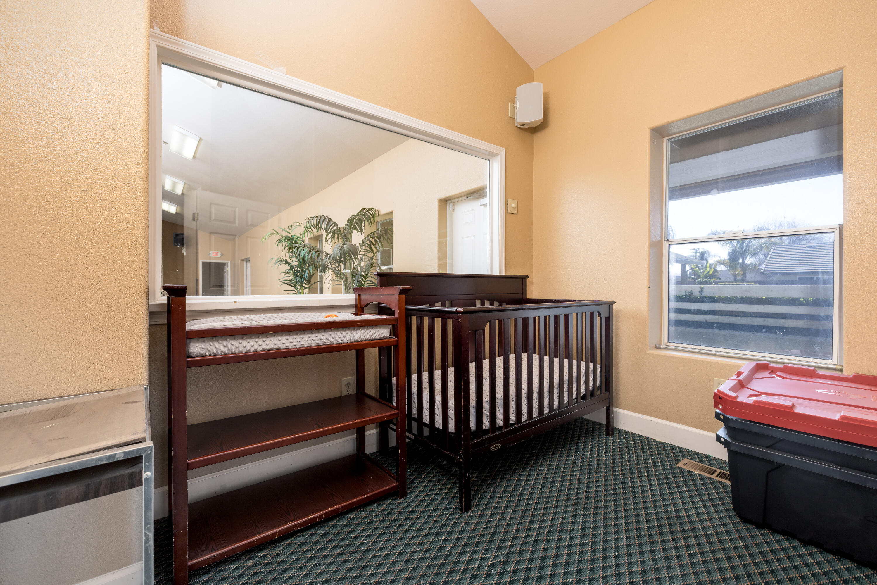 2127 S Giddings St, Visalia, CA 93277