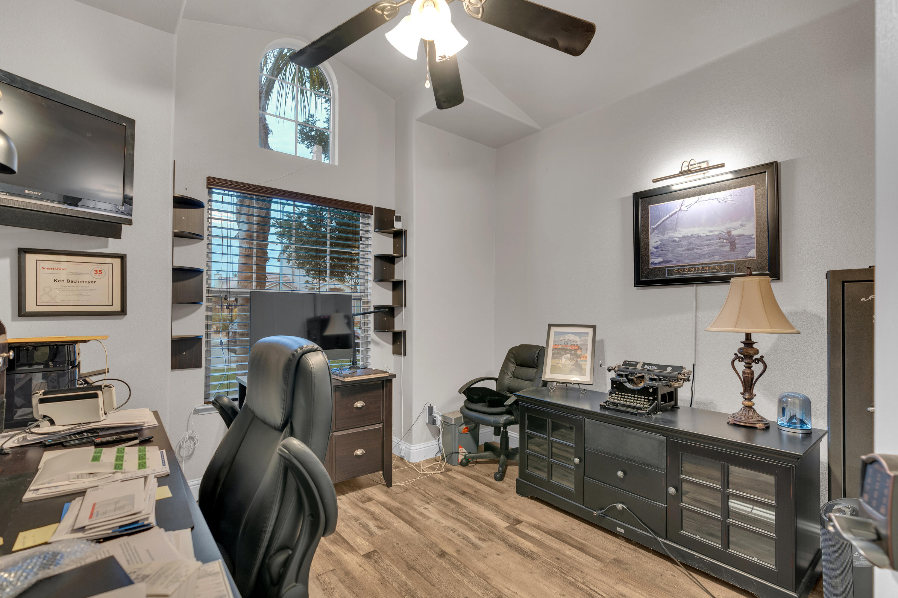 2949 E Palisade Dr, Fresno, CA 93720