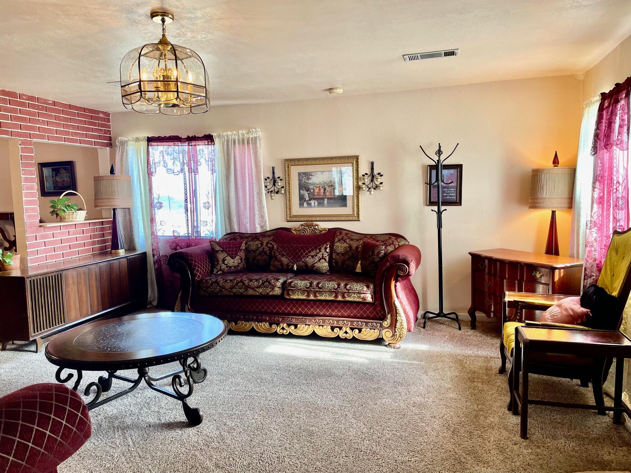 12840 10th Ave, Hanford, CA 93230