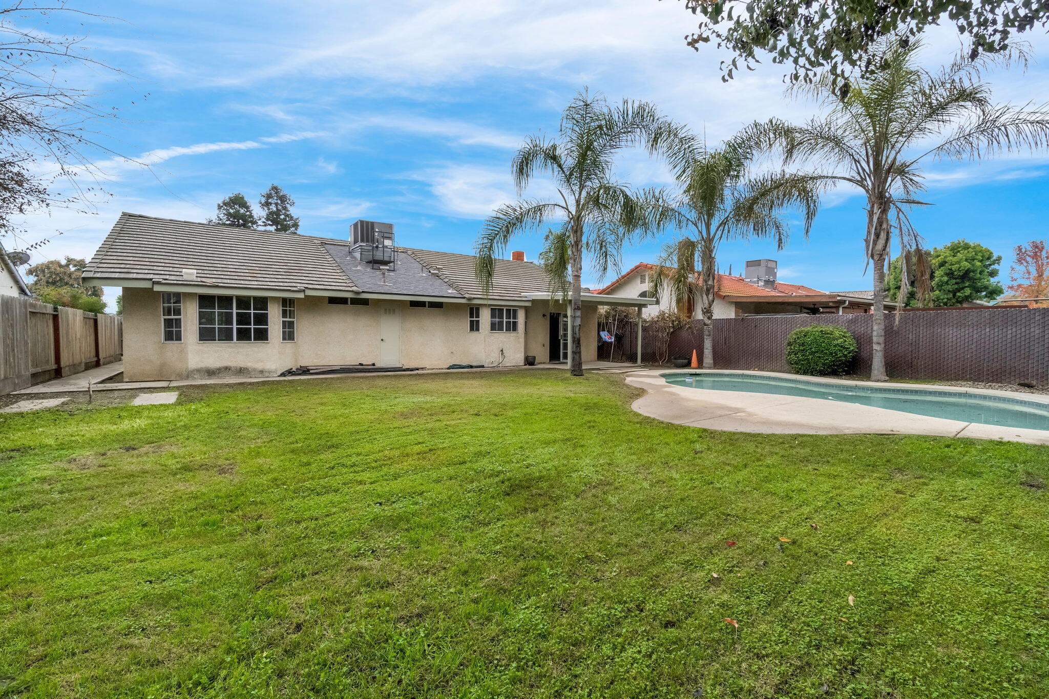 3632 E Willow Ct, Visalia, CA 93292