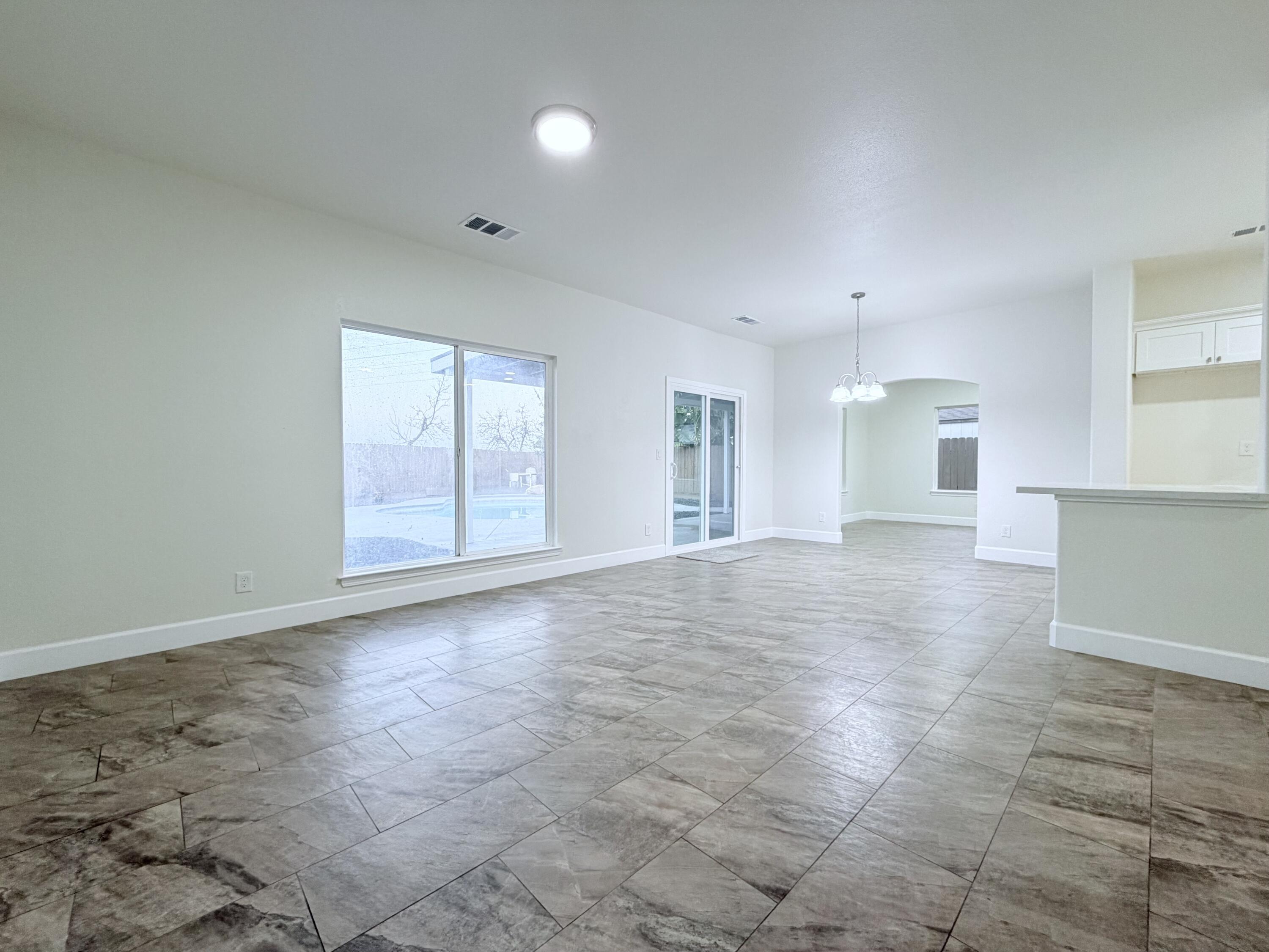 4330 E College Ave, Visalia, CA 93292