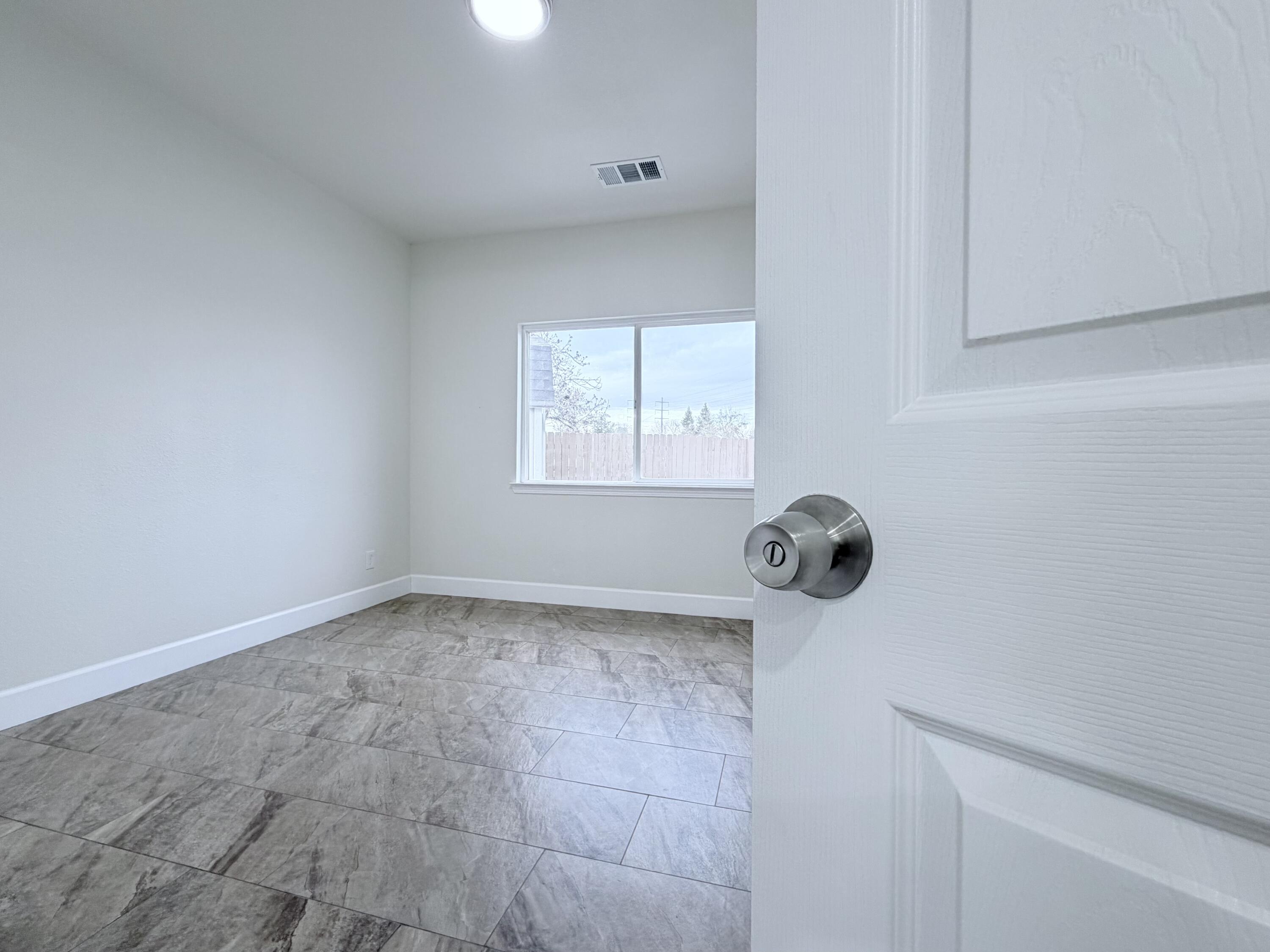 4330 E College Ave, Visalia, CA 93292