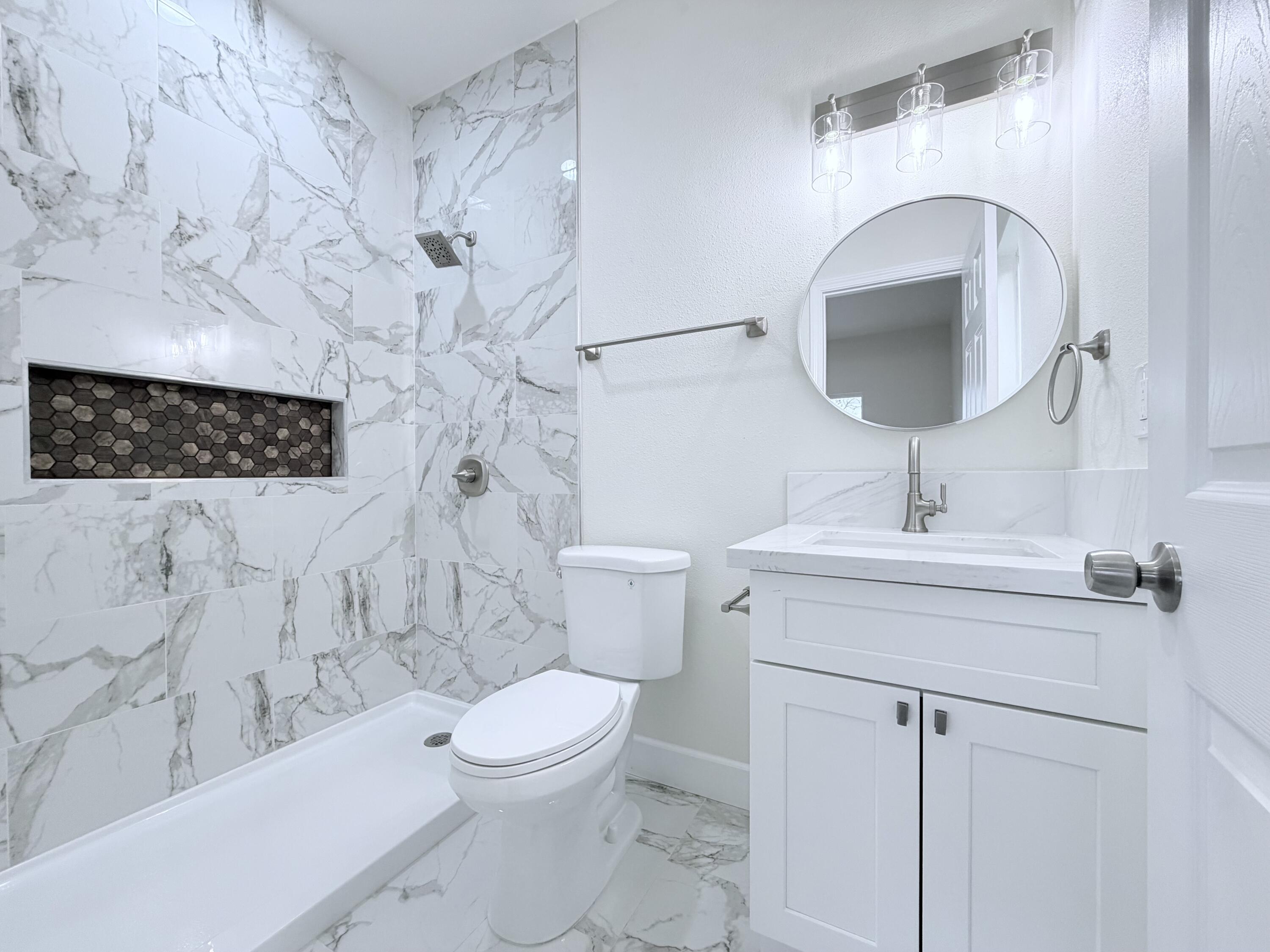 4330 E College Ave, Visalia, CA 93292