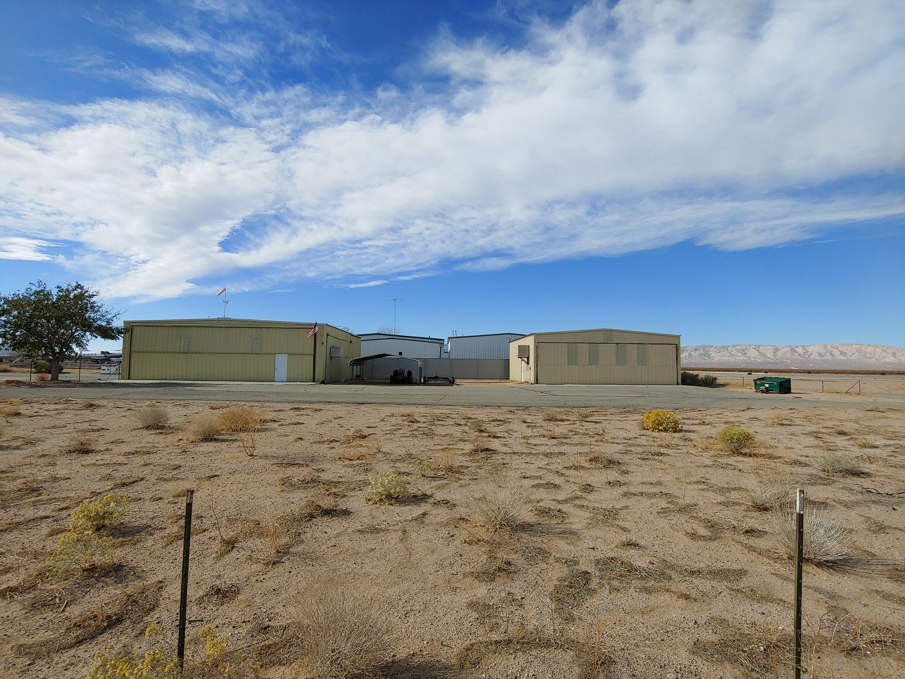 6001 Curtiss Pl, California City, CA 93505