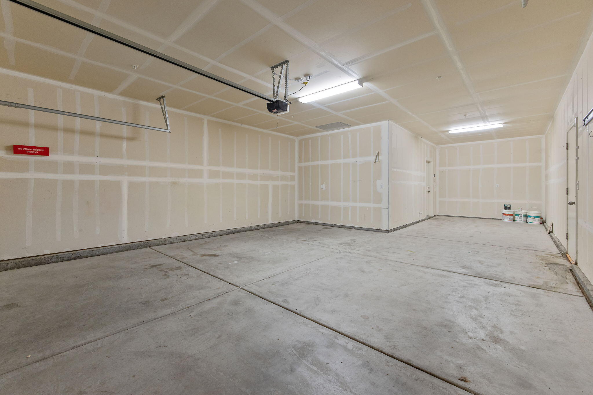 1923 W Humboldt Dr, Hanford, CA 93230