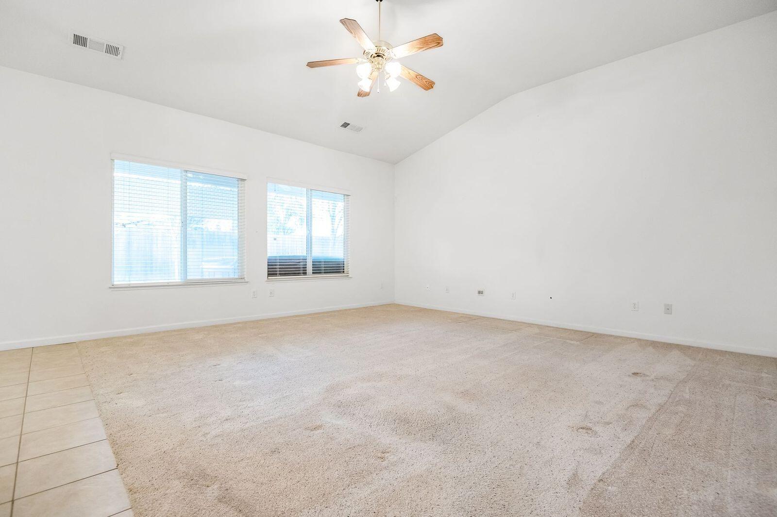 2303 S Conyer Ct, Visalia, CA 93277