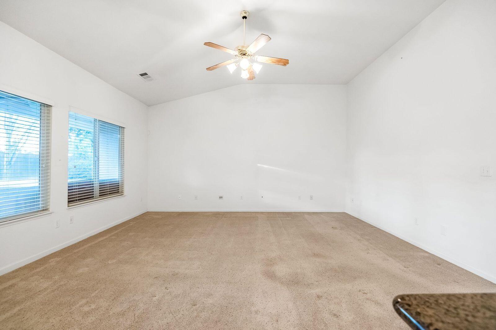 2303 S Conyer Ct, Visalia, CA 93277