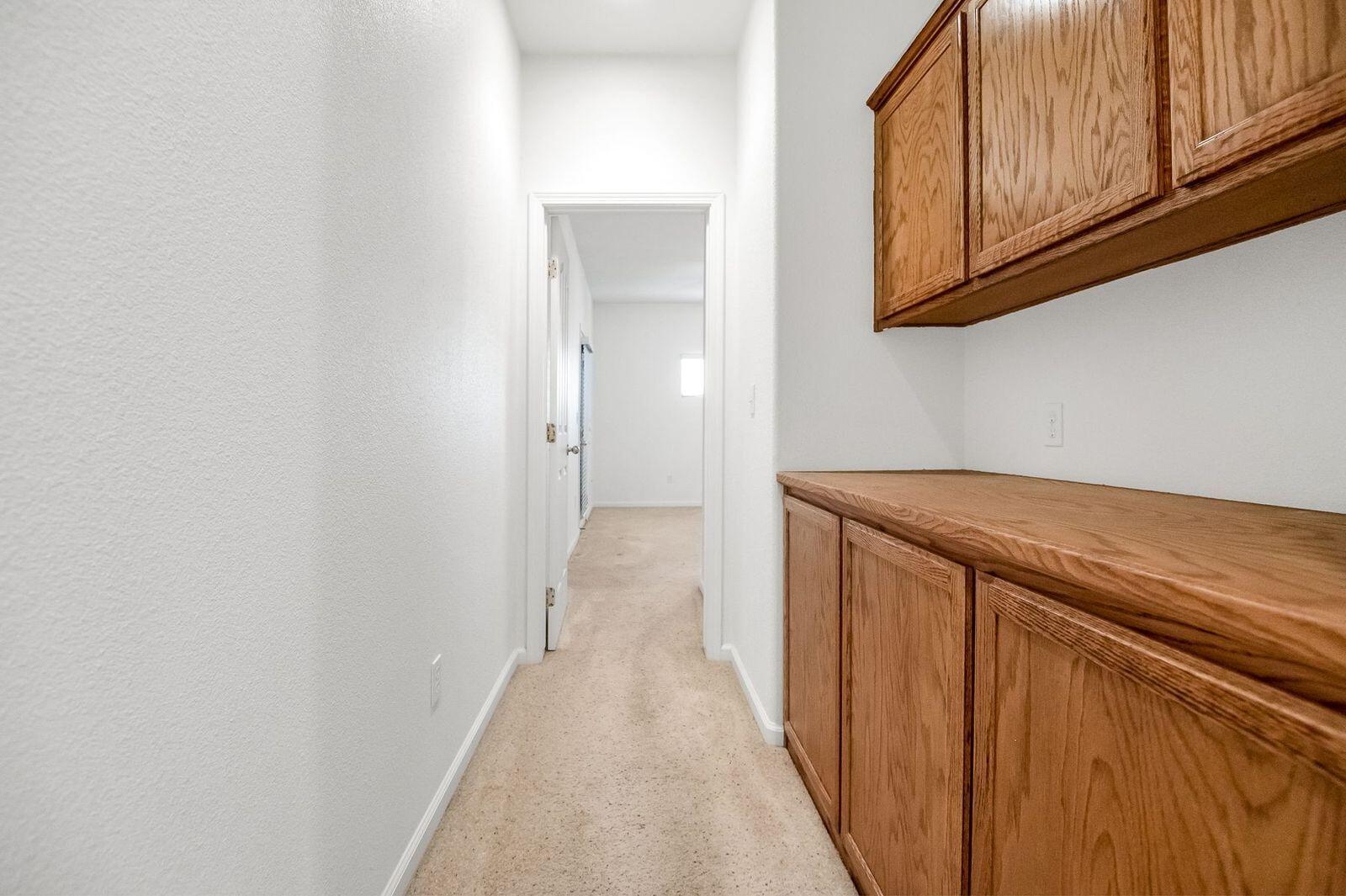 2303 S Conyer Ct, Visalia, CA 93277