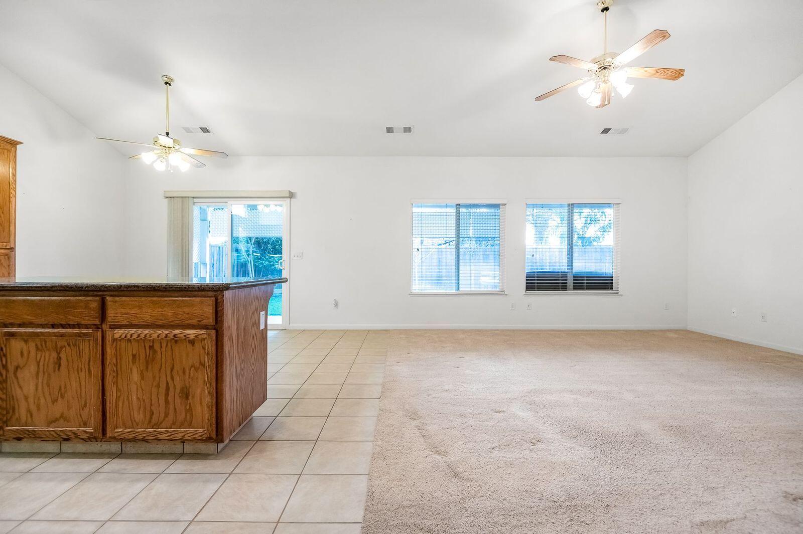 2303 S Conyer Ct, Visalia, CA 93277