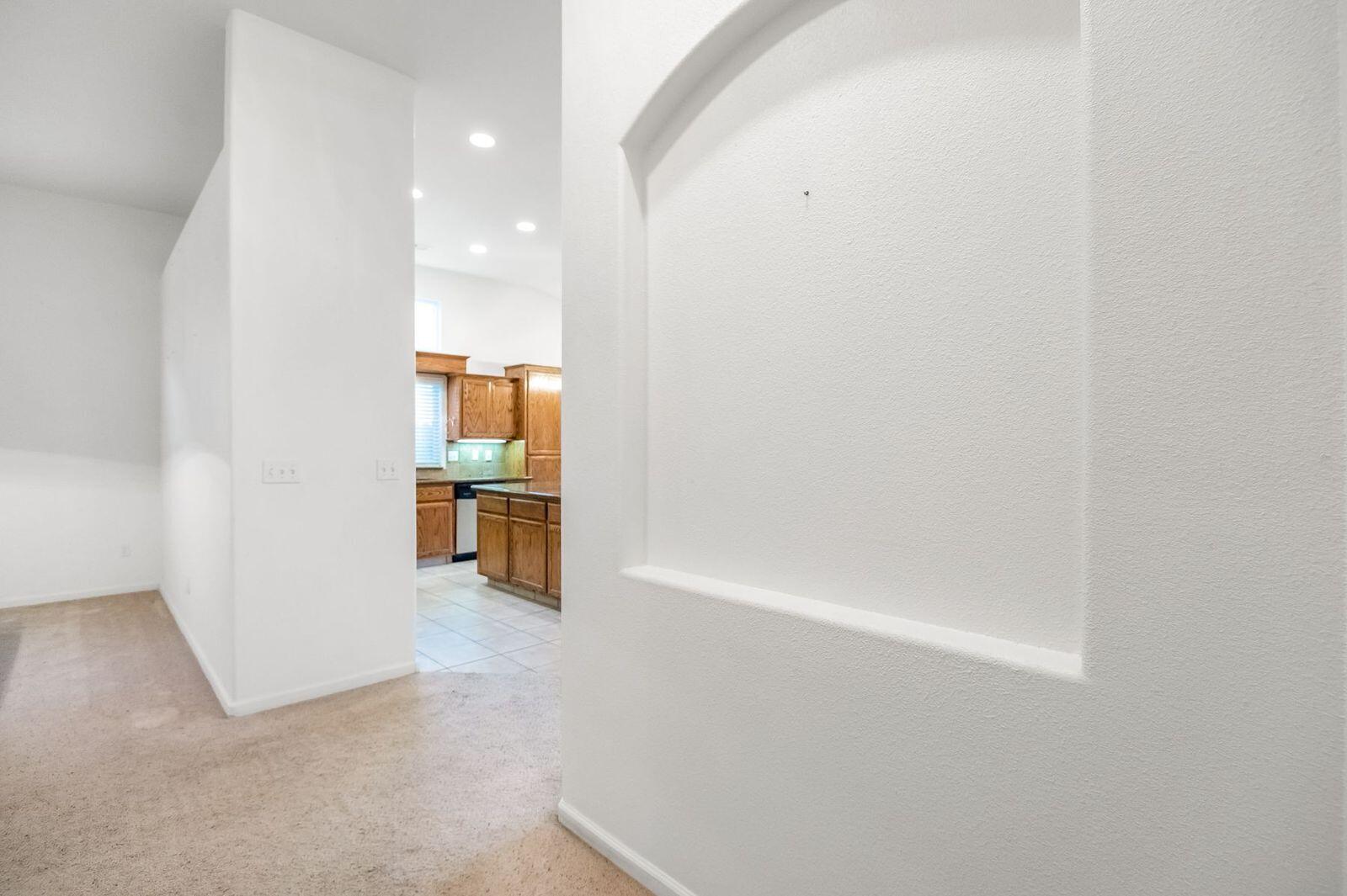 2303 S Conyer Ct, Visalia, CA 93277