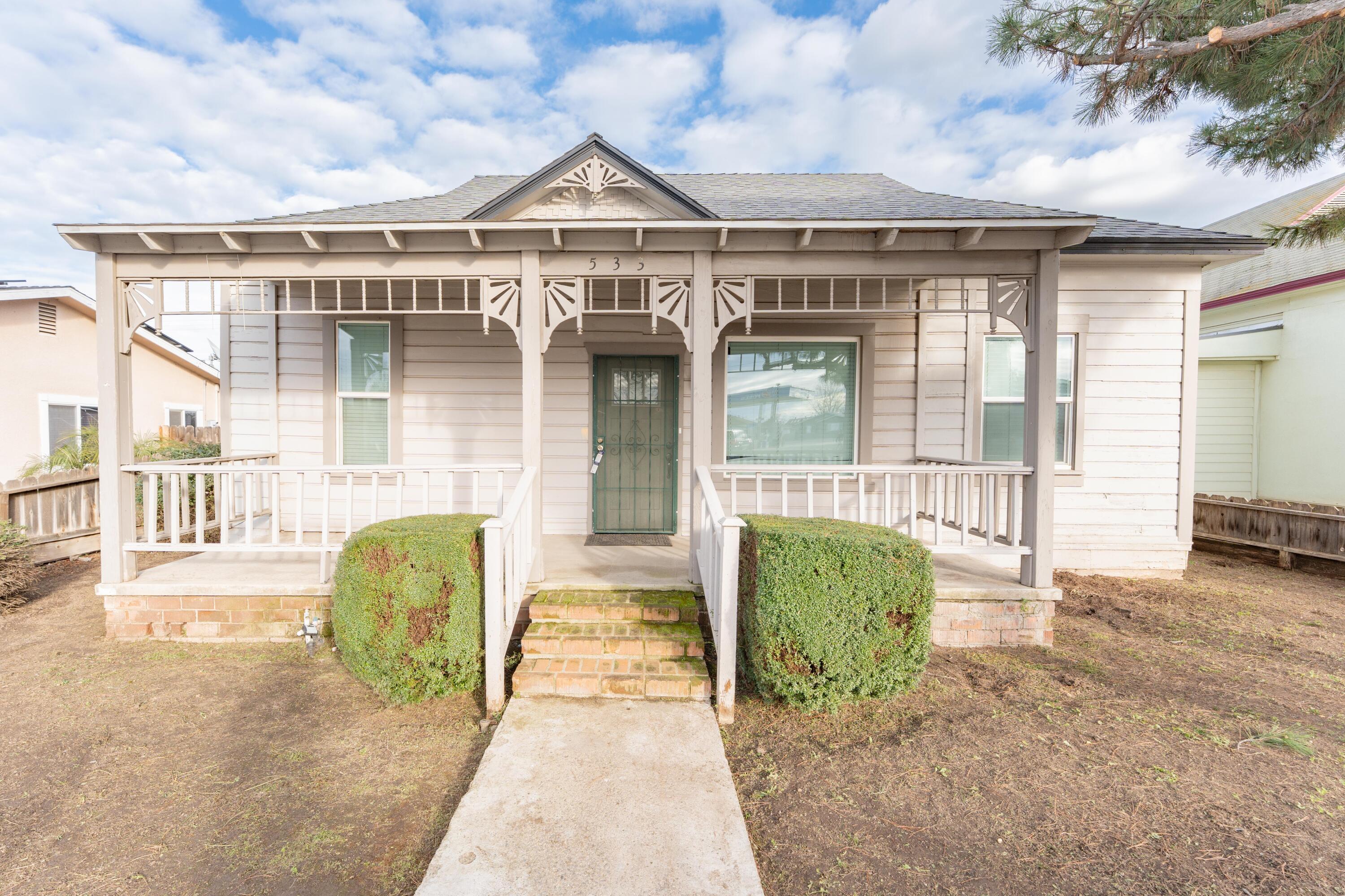 533 S Kaweah Ave, Exeter, CA 93221