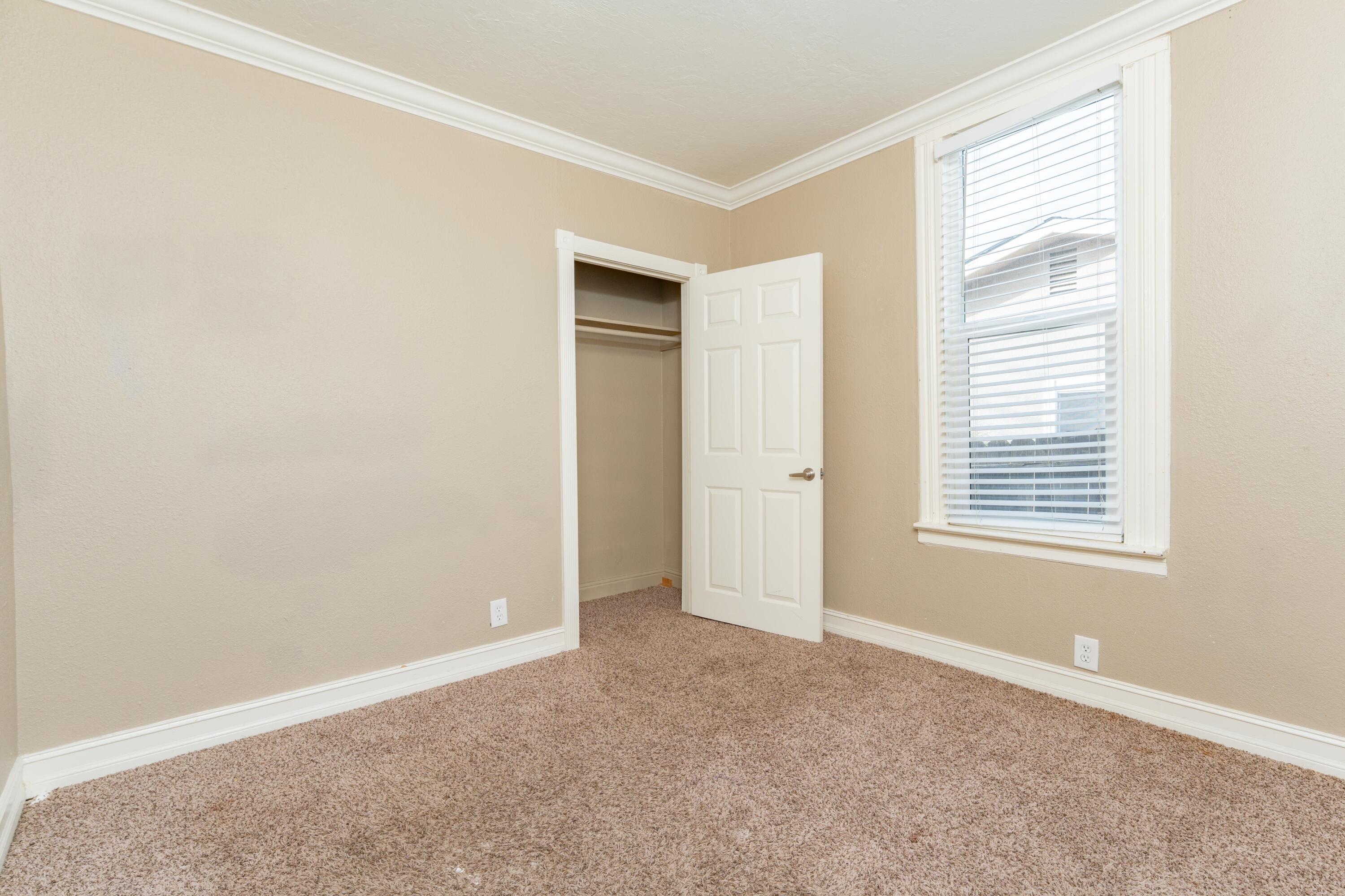 533 S Kaweah Ave, Exeter, CA 93221