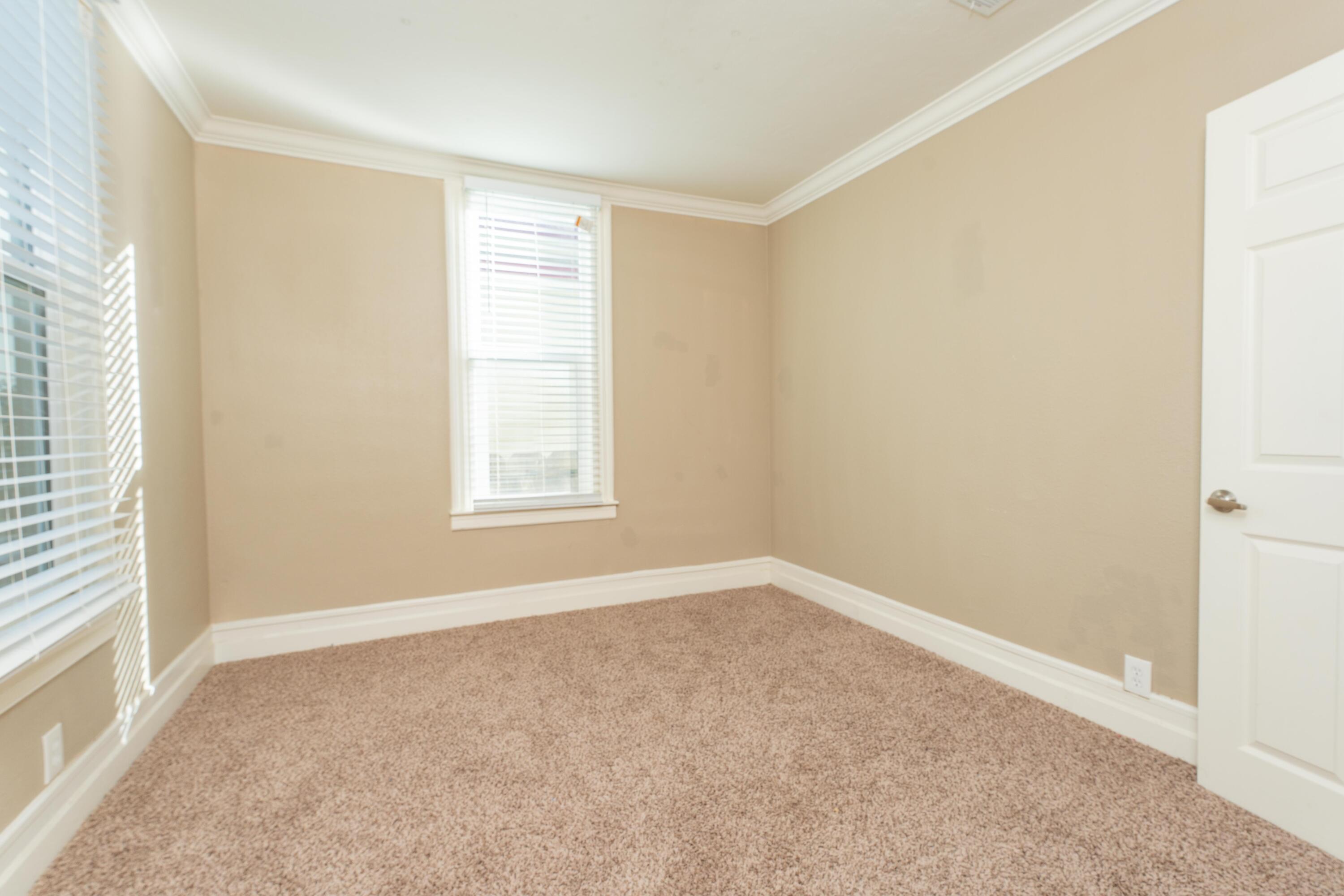 533 S Kaweah Ave, Exeter, CA 93221