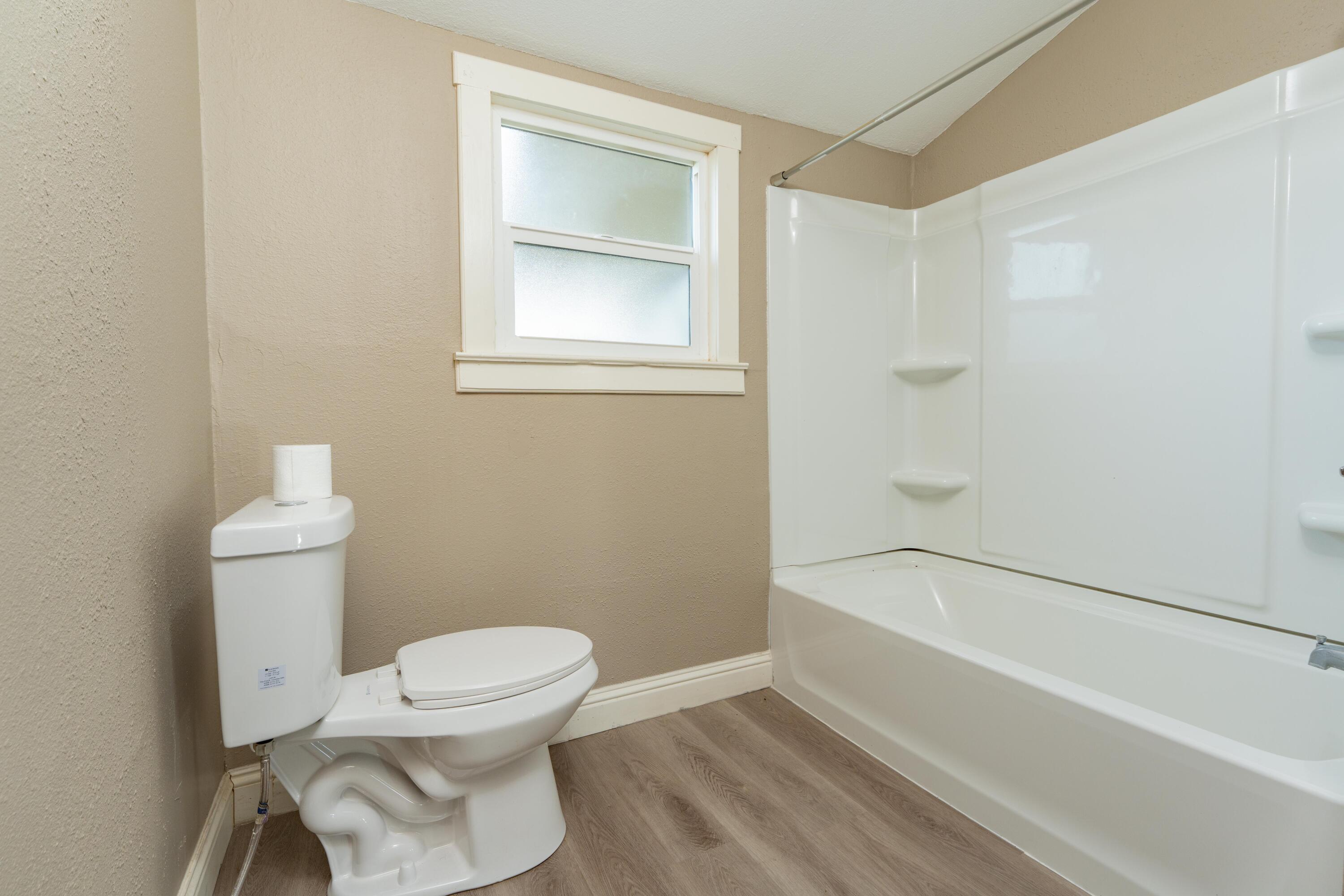 533 S Kaweah Ave, Exeter, CA 93221