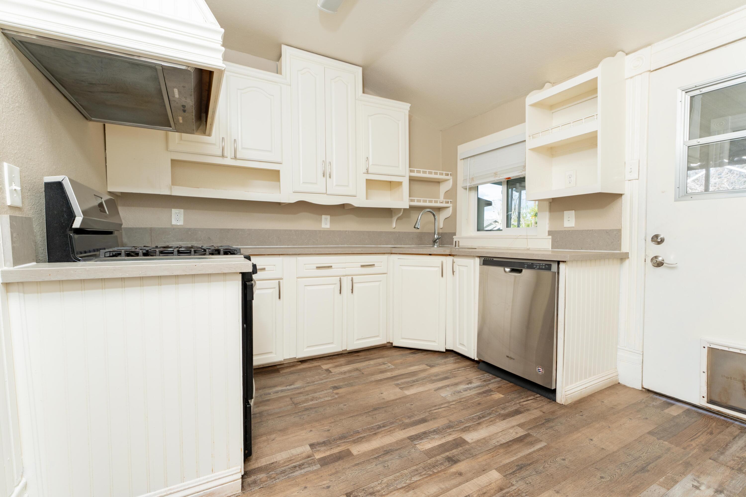 533 S Kaweah Ave, Exeter, CA 93221