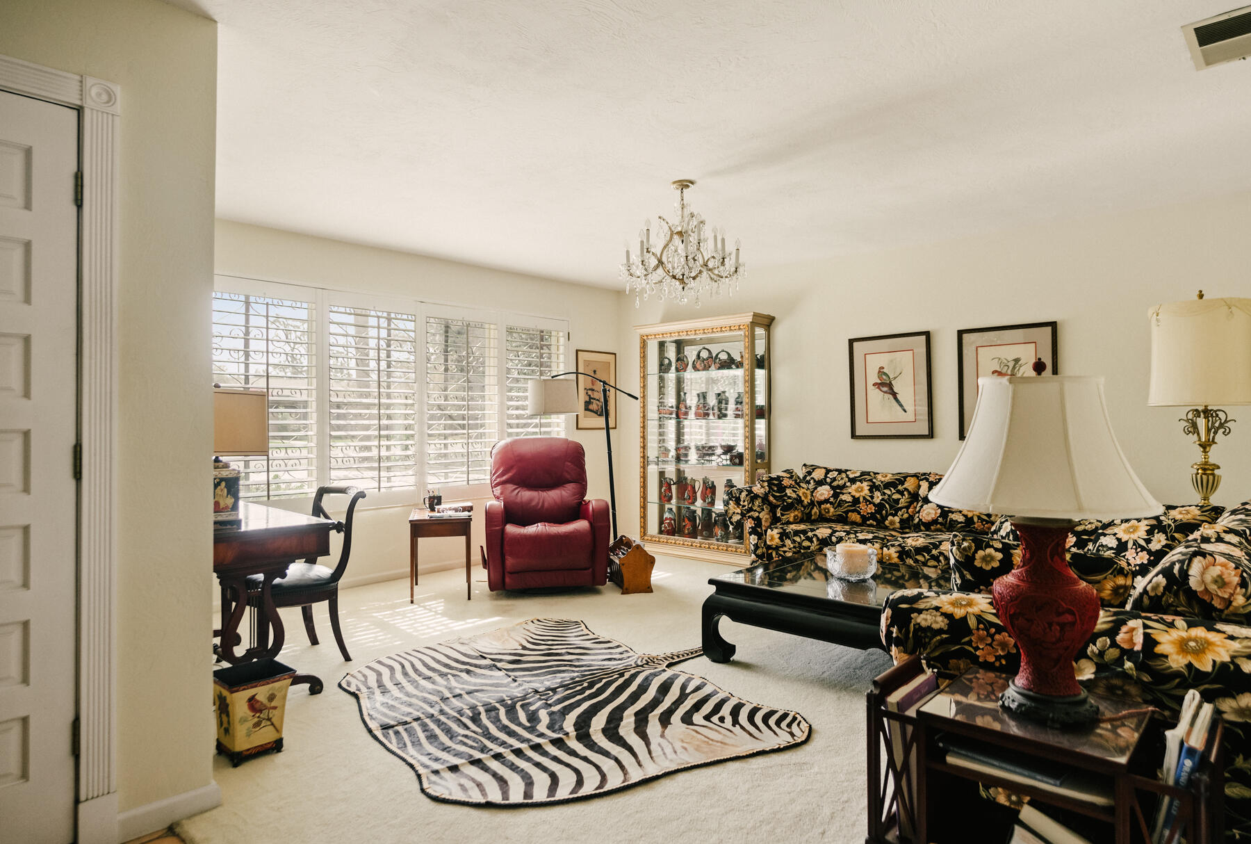 130 E Woodward Dr, Tulare, CA 93274