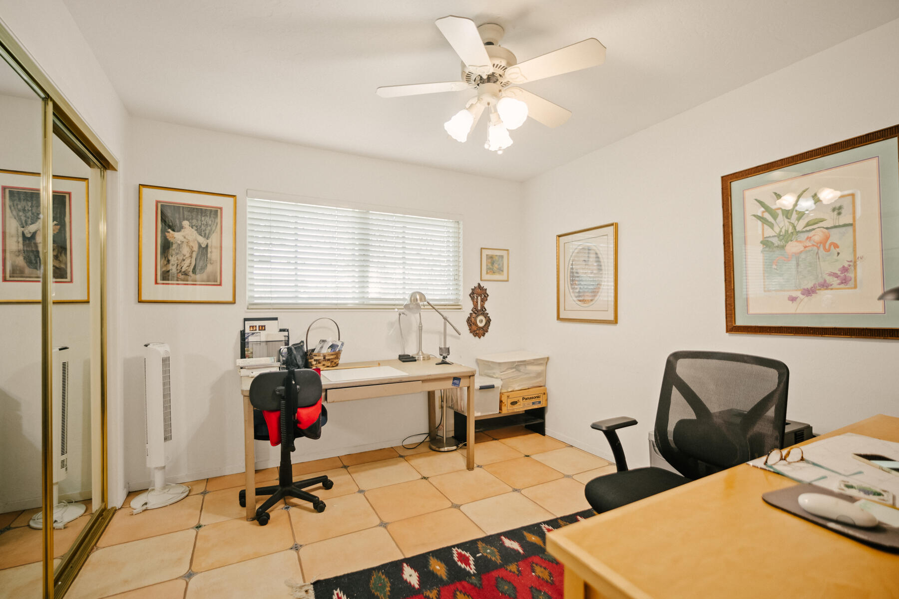 130 E Woodward Dr, Tulare, CA 93274