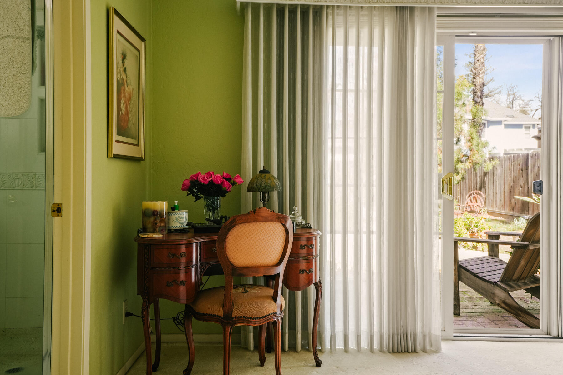 130 E Woodward Dr, Tulare, CA 93274