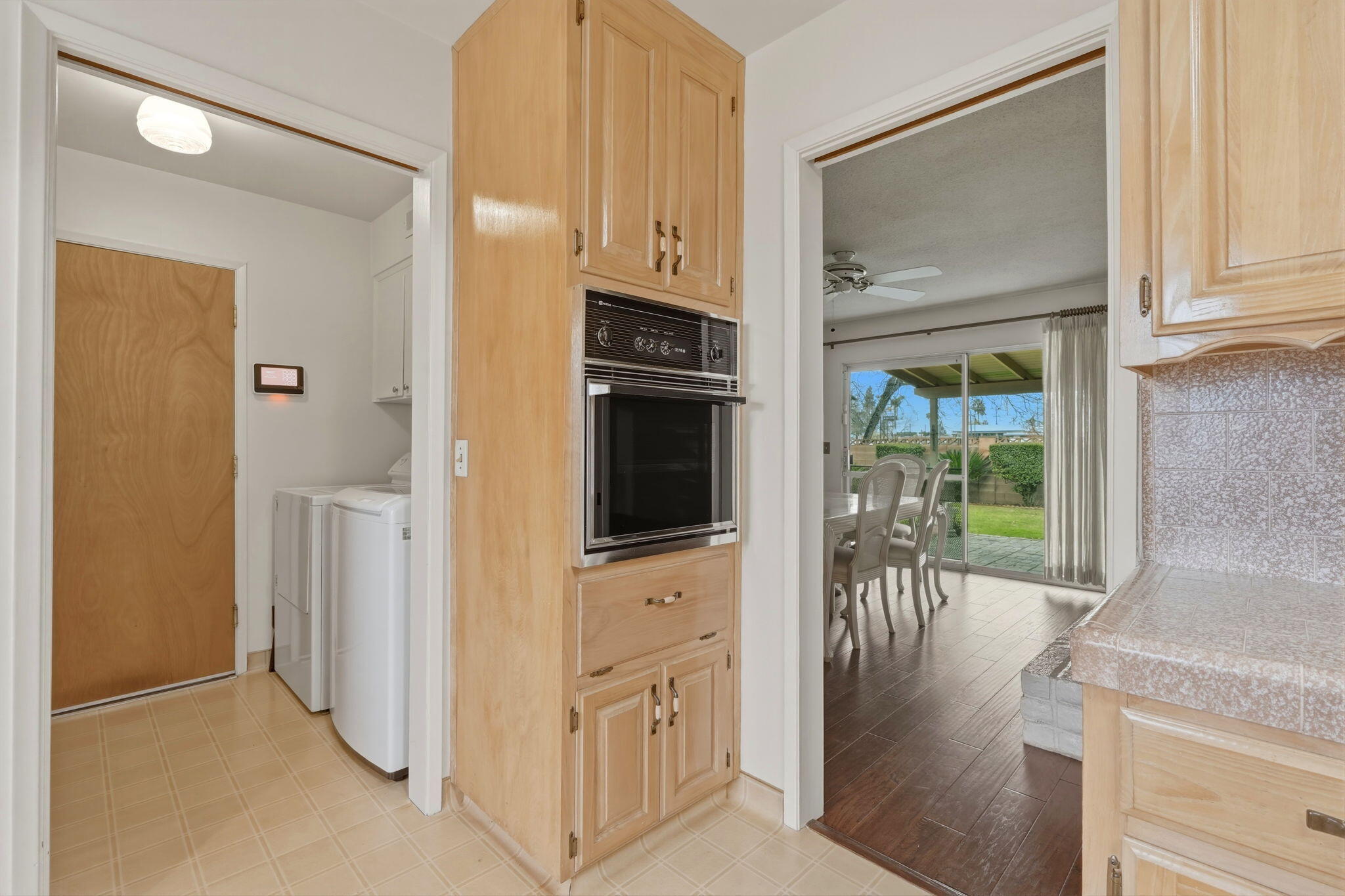 851 N Cottage St, Porterville, CA 93257