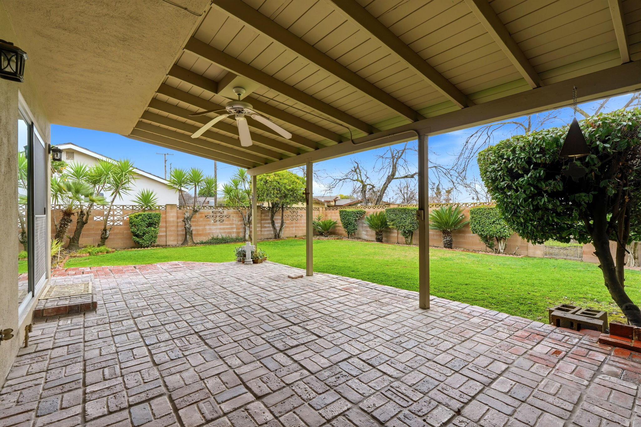 851 N Cottage St, Porterville, CA 93257