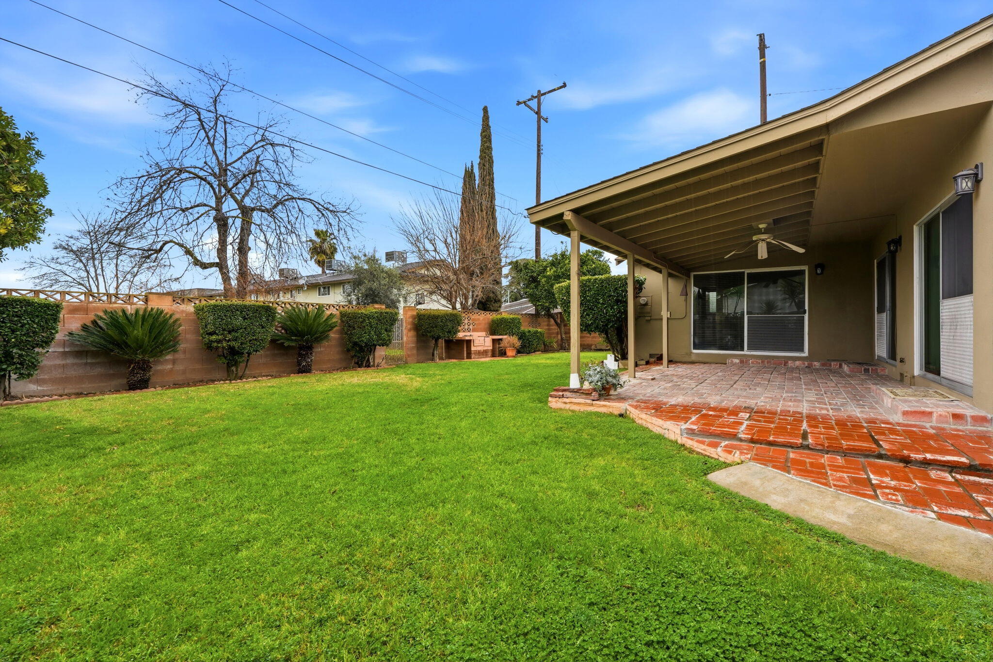851 N Cottage St, Porterville, CA 93257