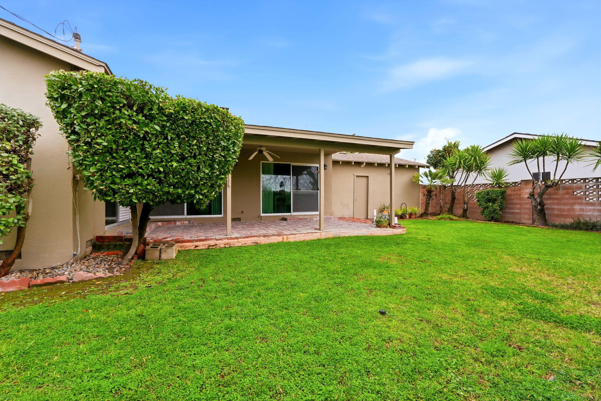 851 N Cottage St, Porterville, CA 93257