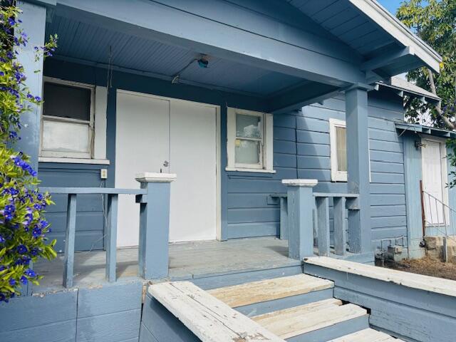 108 N Murry St, Porterville, CA 93257