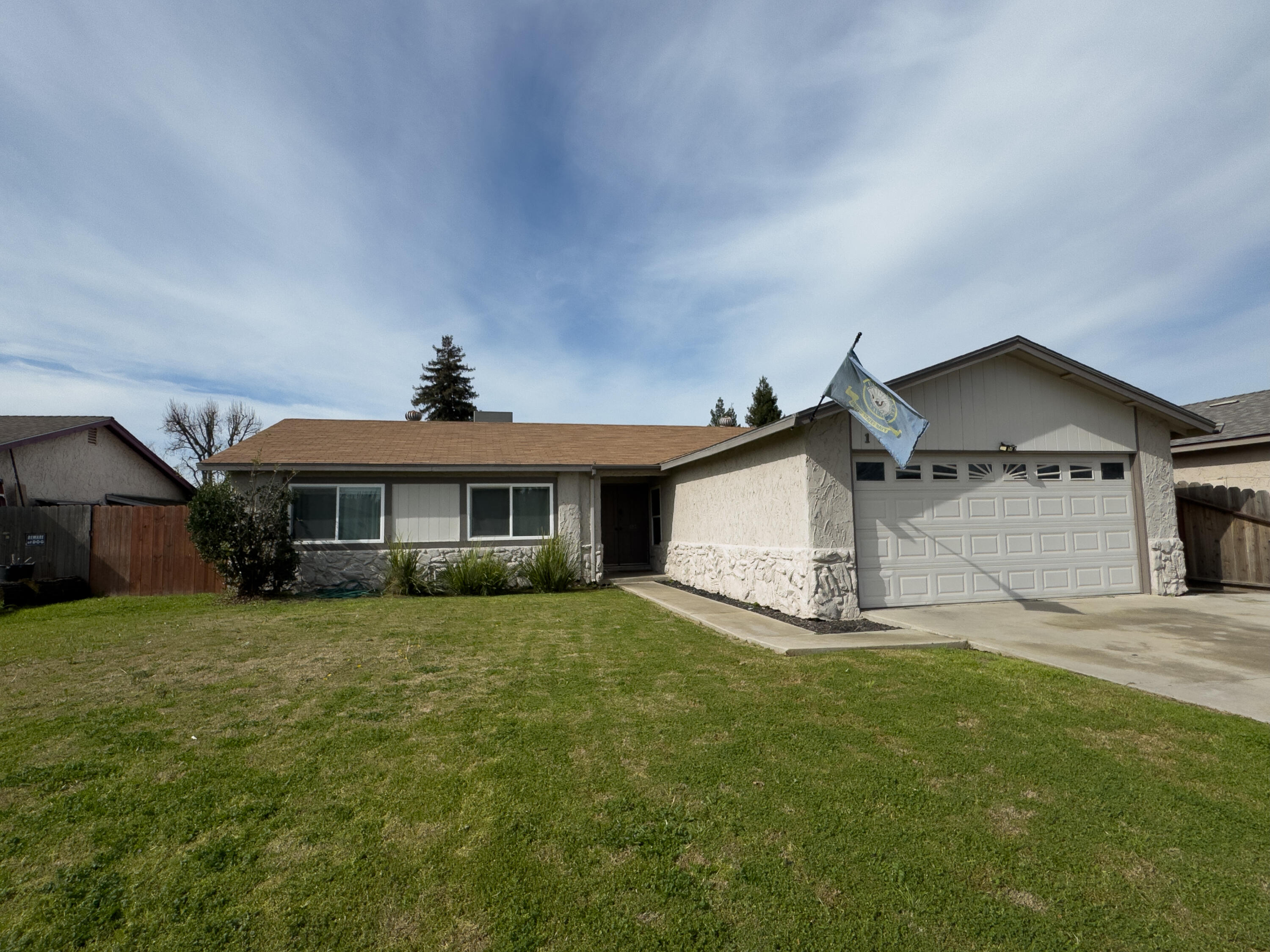 1807 S Kent St, Visalia, CA 93277