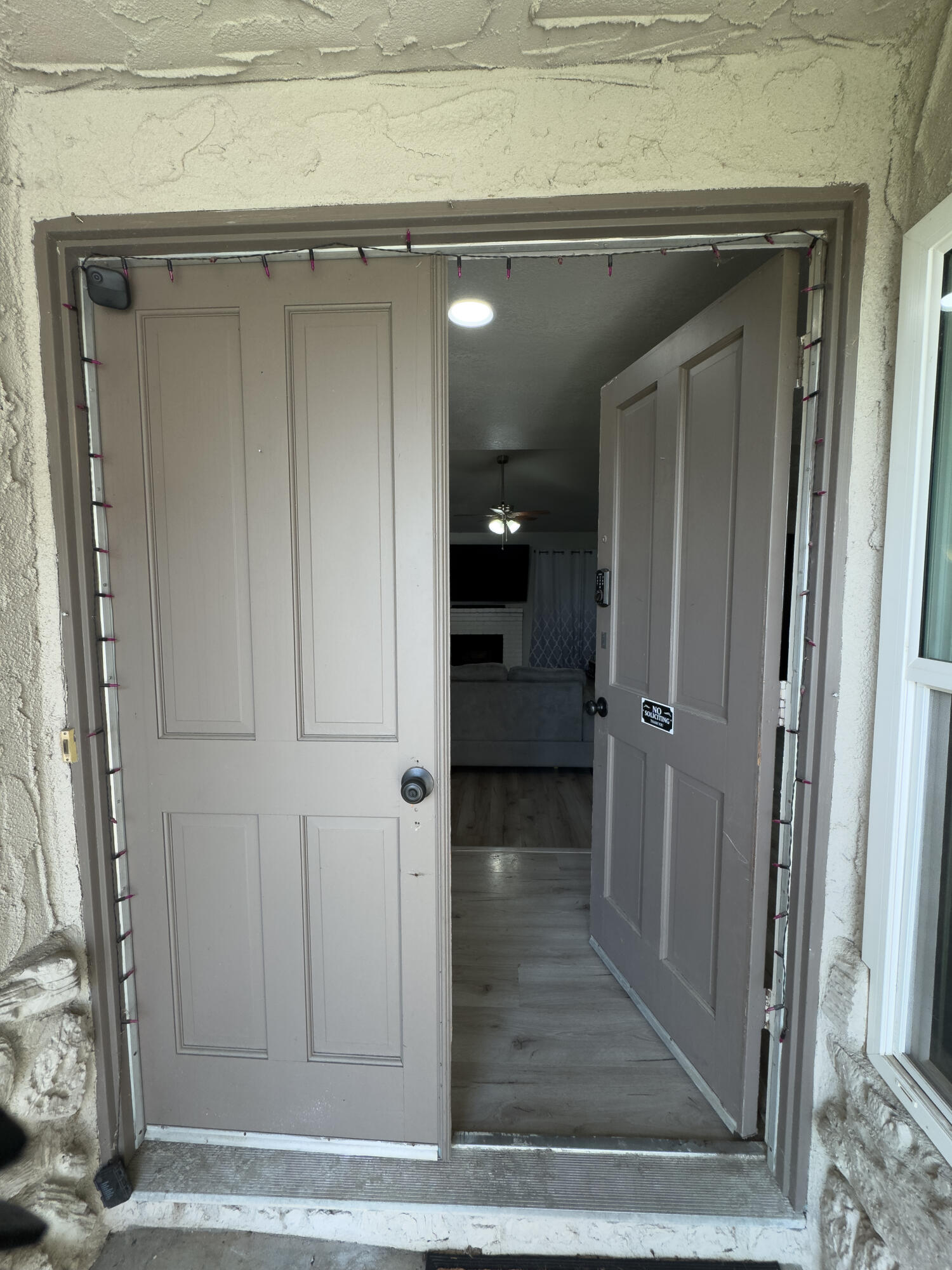 1807 S Kent St, Visalia, CA 93277