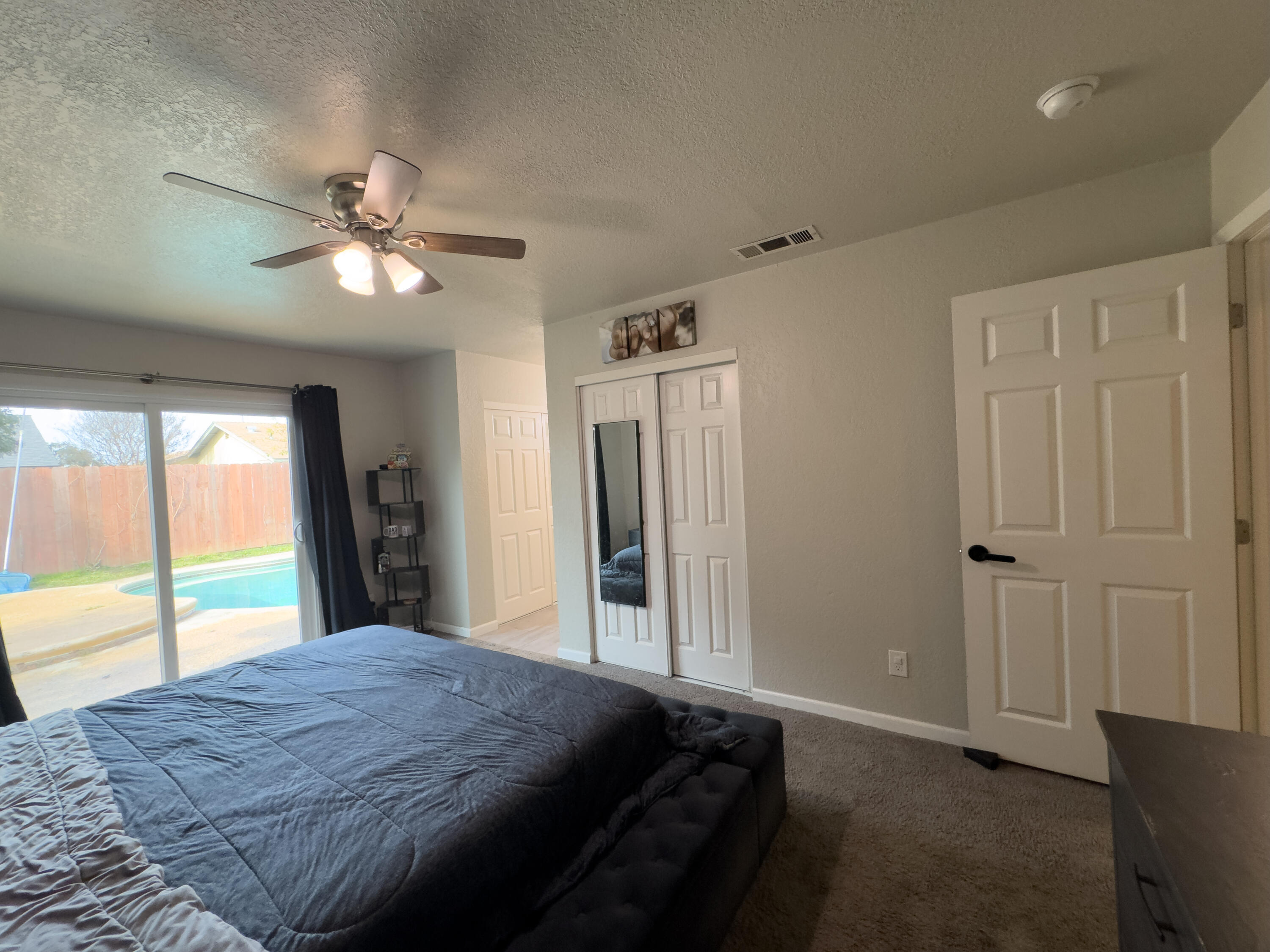 1807 S Kent St, Visalia, CA 93277