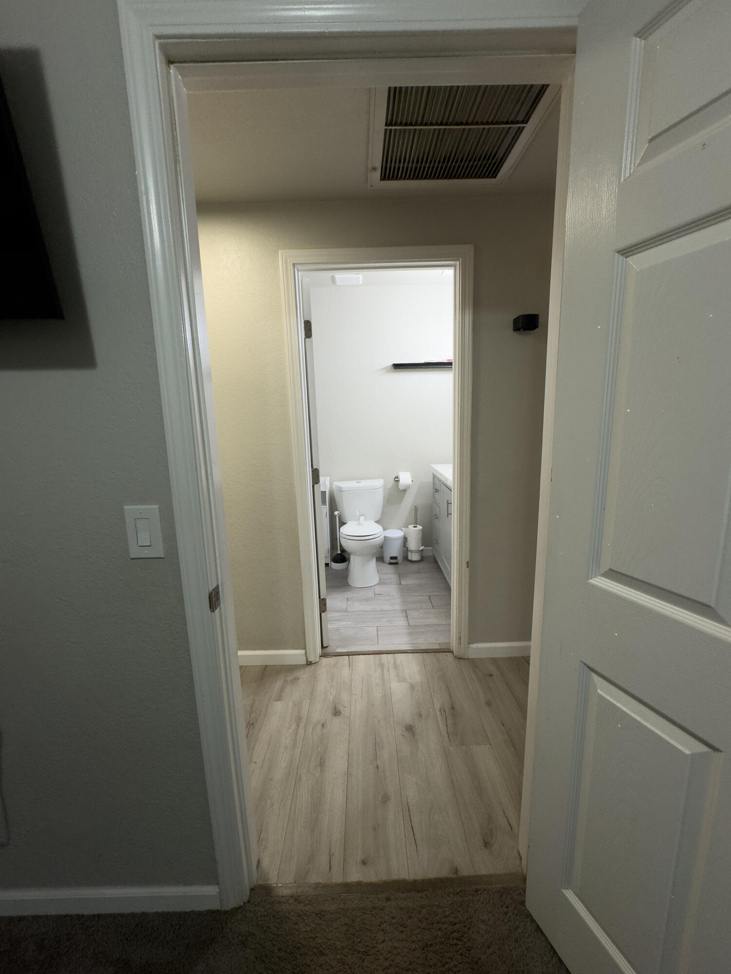 1807 S Kent St, Visalia, CA 93277