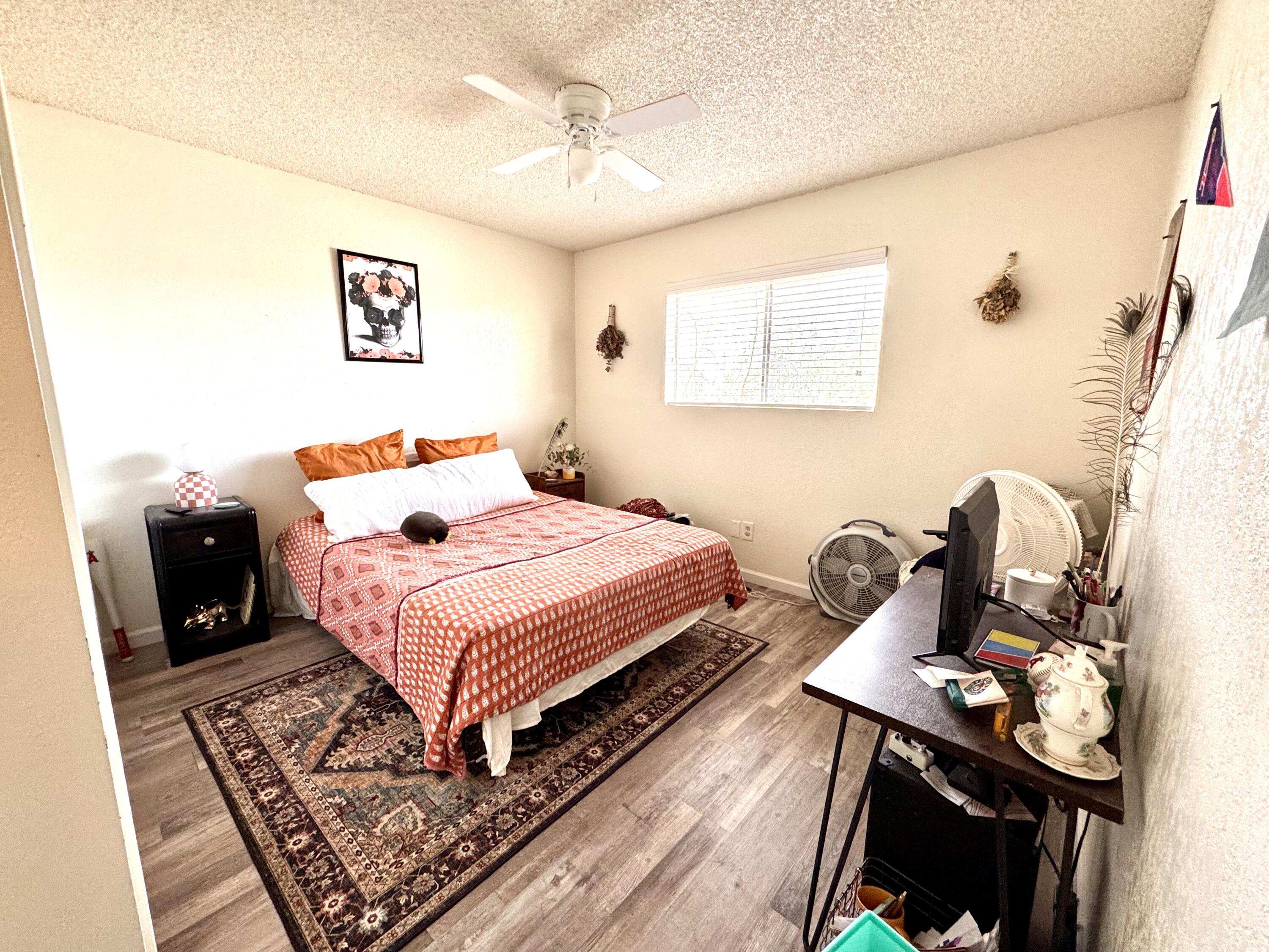 208 N B St, Exeter, CA 93221