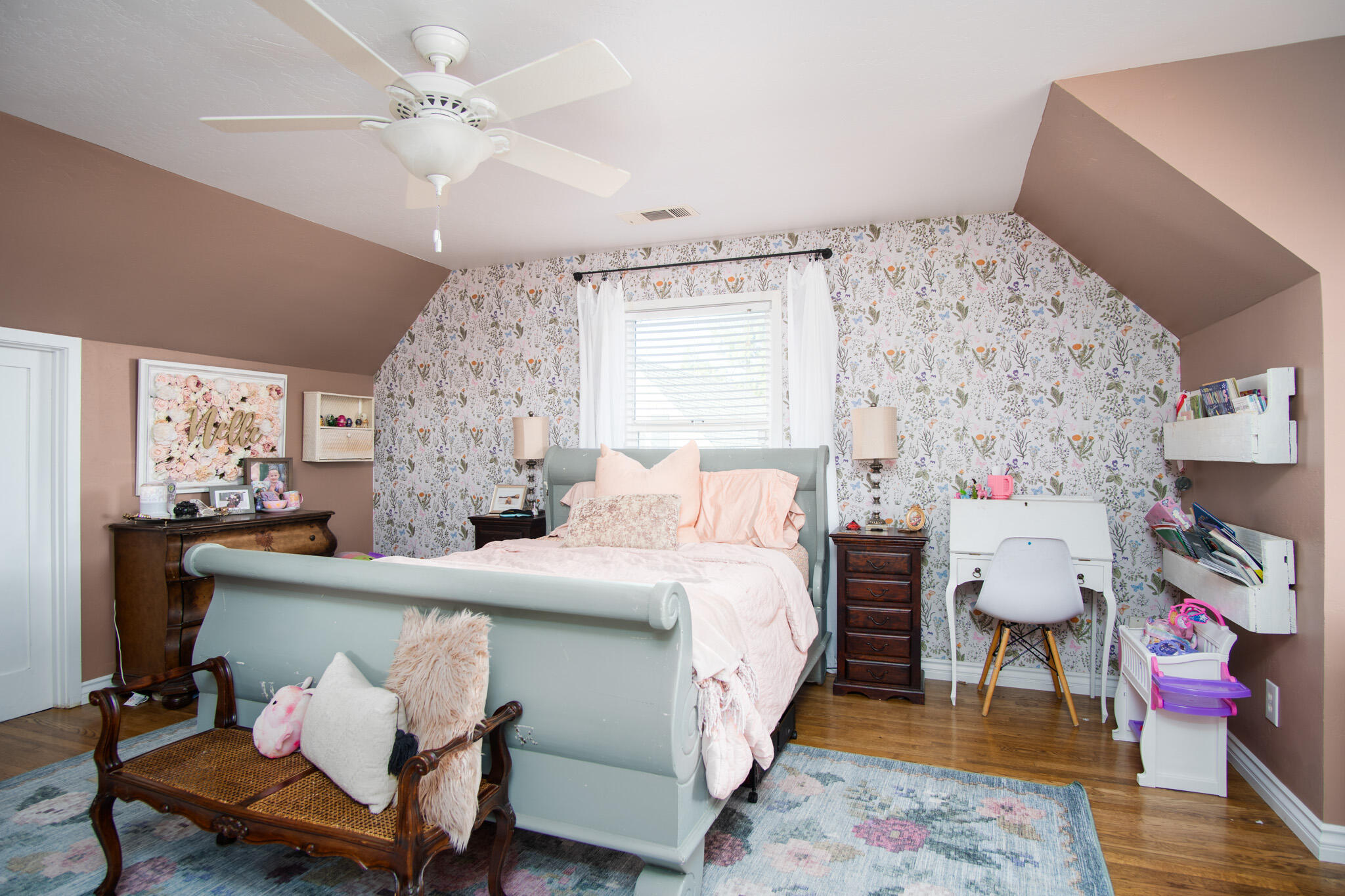 958 E Morton Hill Ave, Porterville, CA 93257