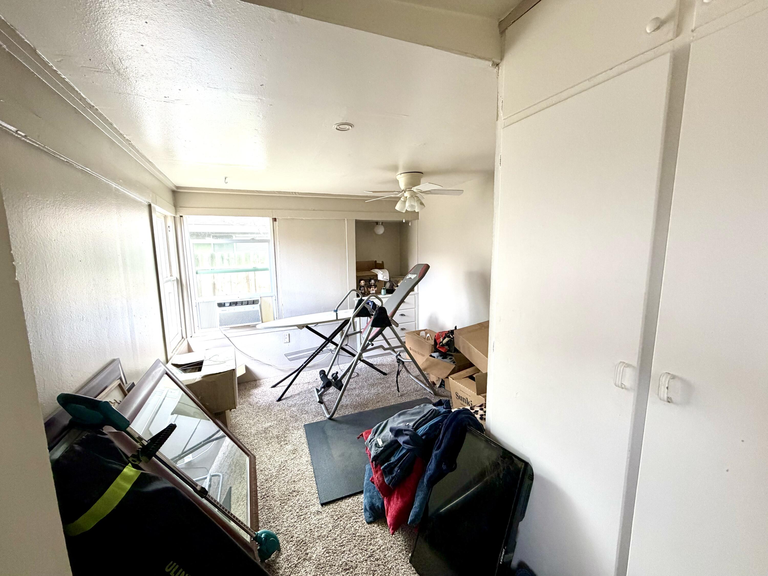 200 N B, Exeter, CA 93221