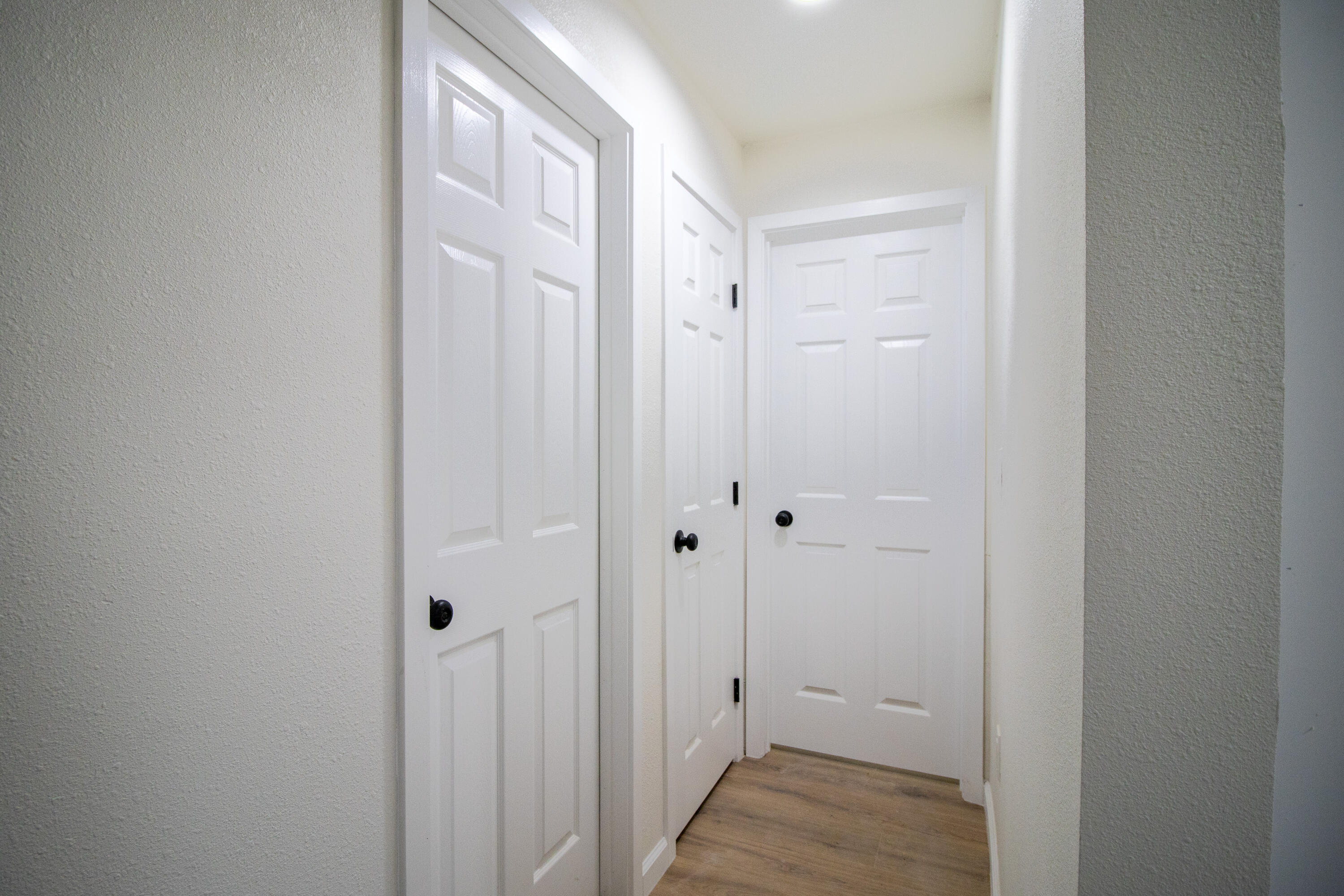 843 S Cottage St, Porterville, CA 93257