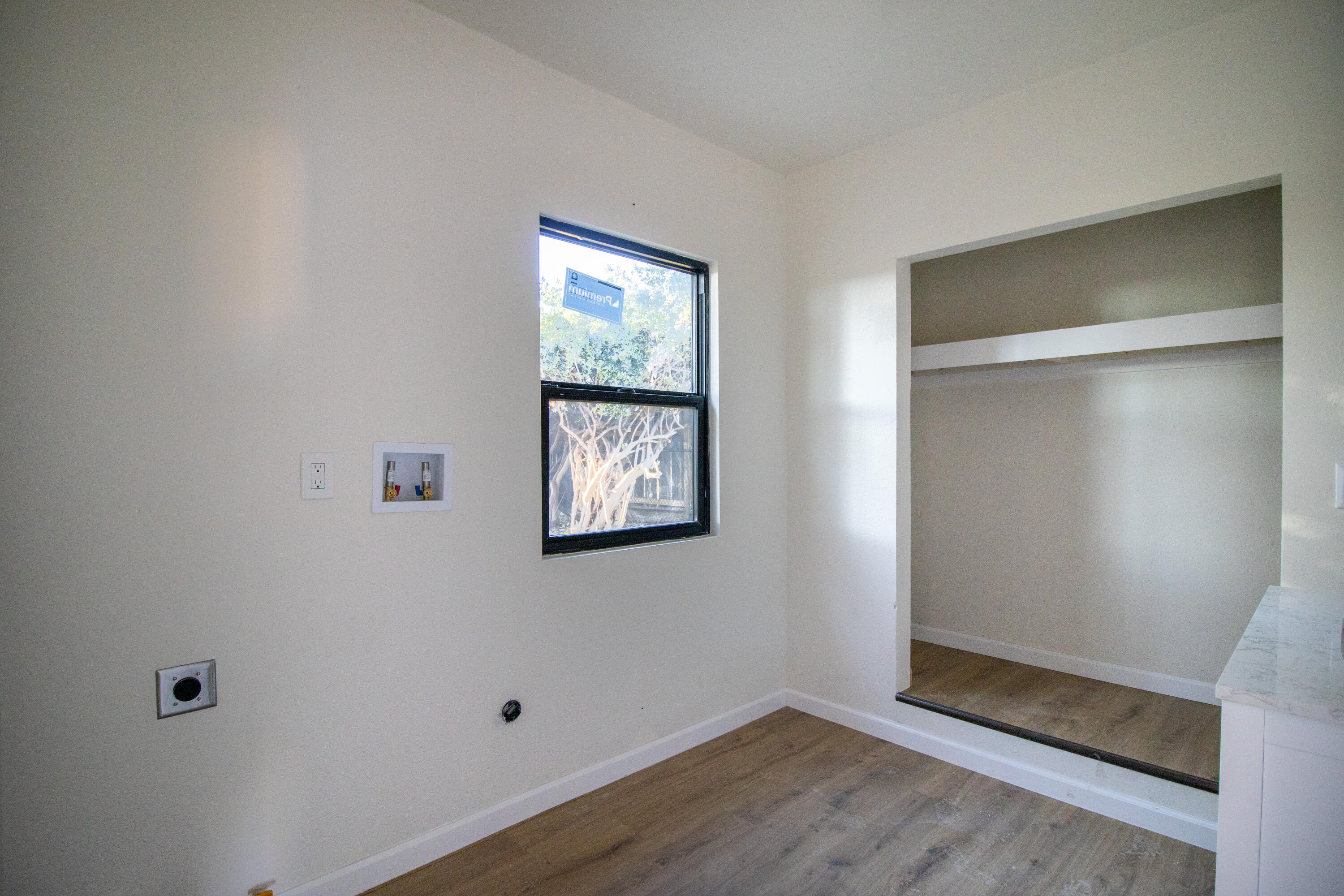 843 S Cottage St, Porterville, CA 93257