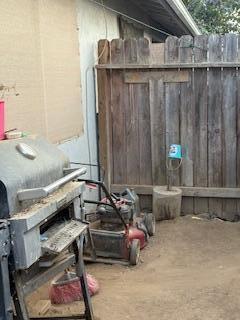 221 S Leggett St, Porterville, CA 93257