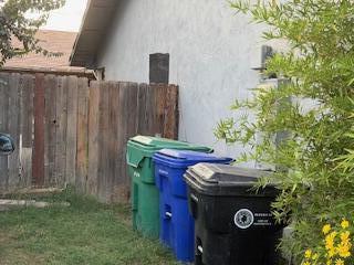 221 S Leggett St, Porterville, CA 93257