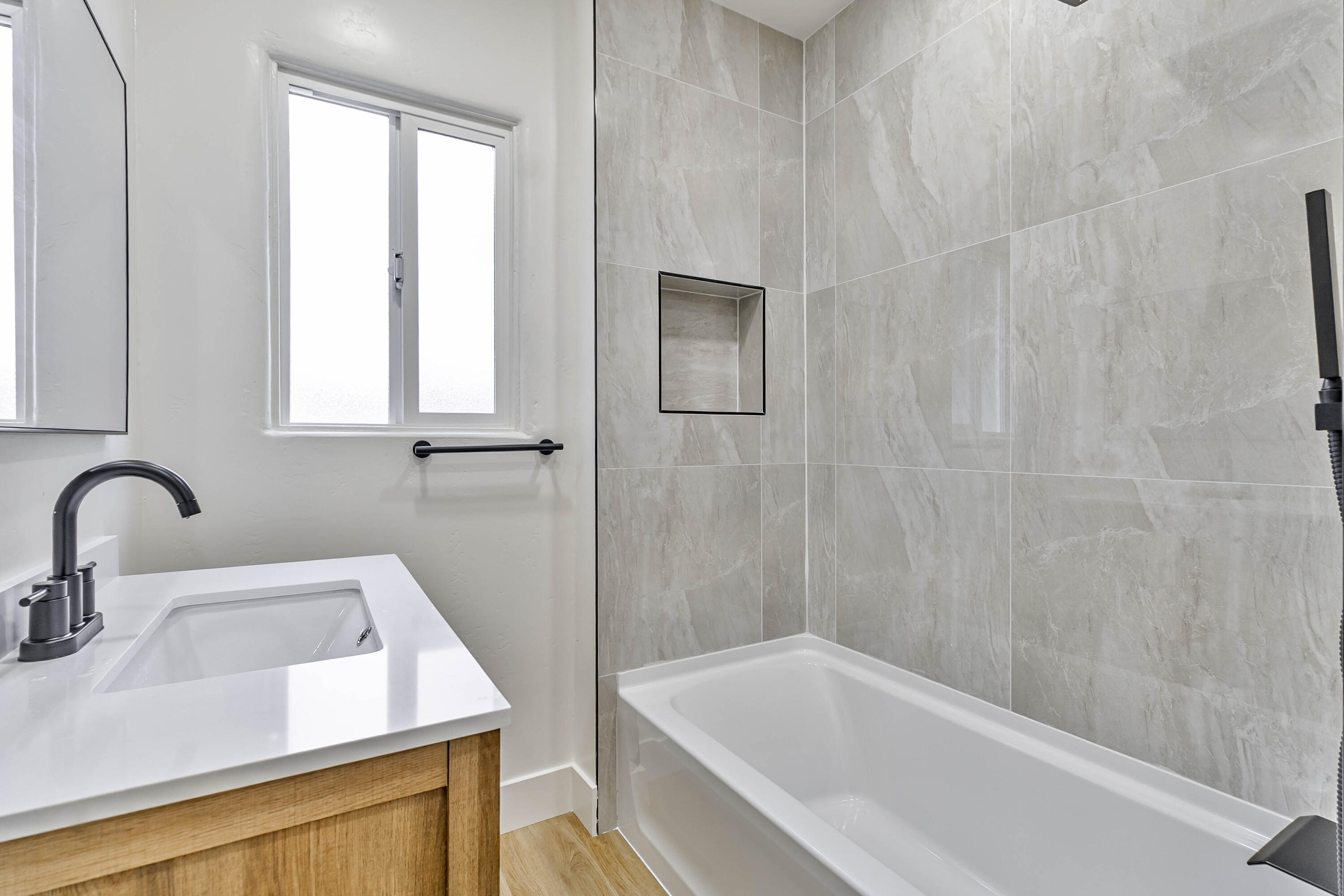 257 N F St, Tulare, CA 93274